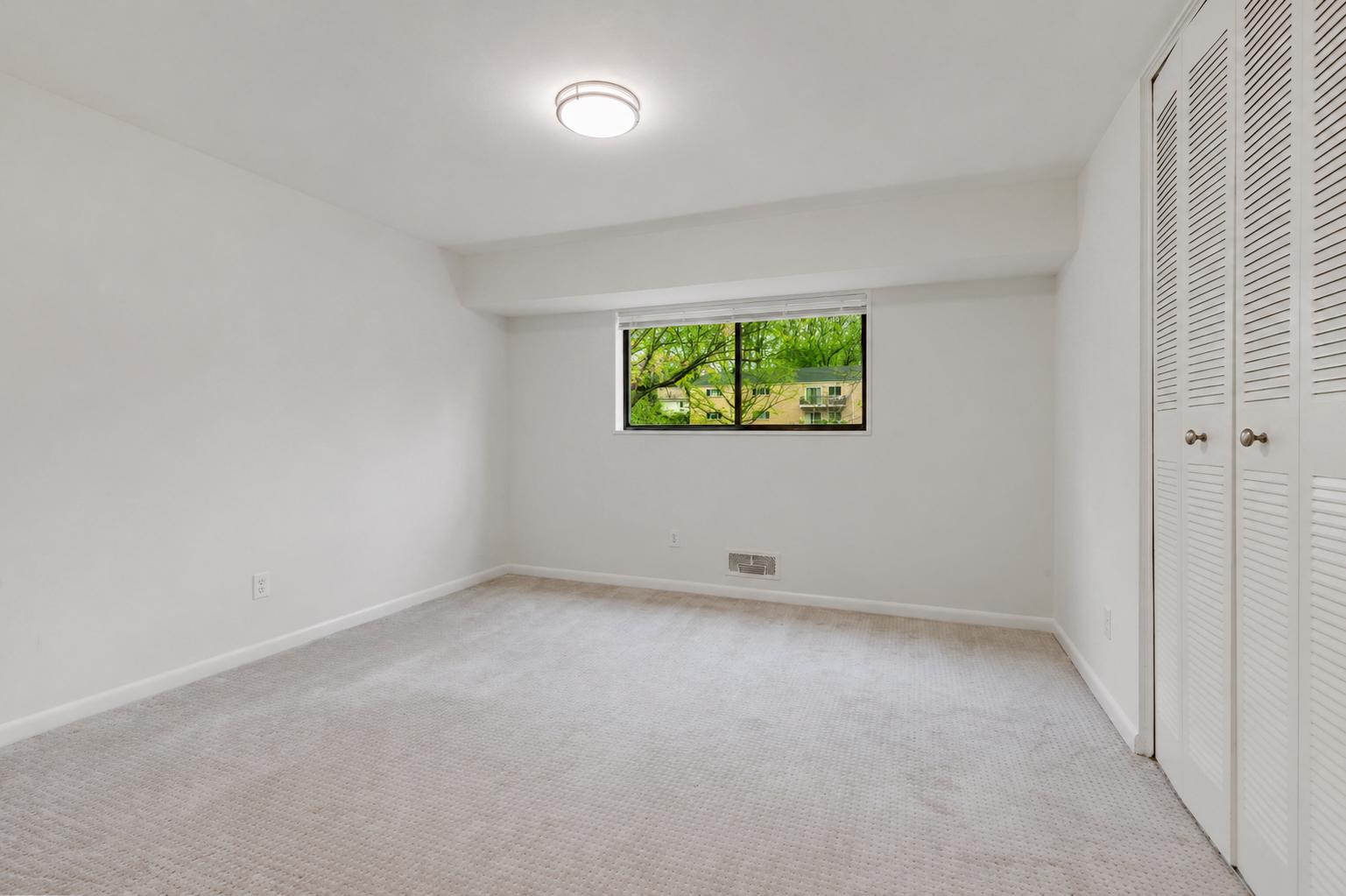 PARKSIDE CONDOMINIUMS - Residential