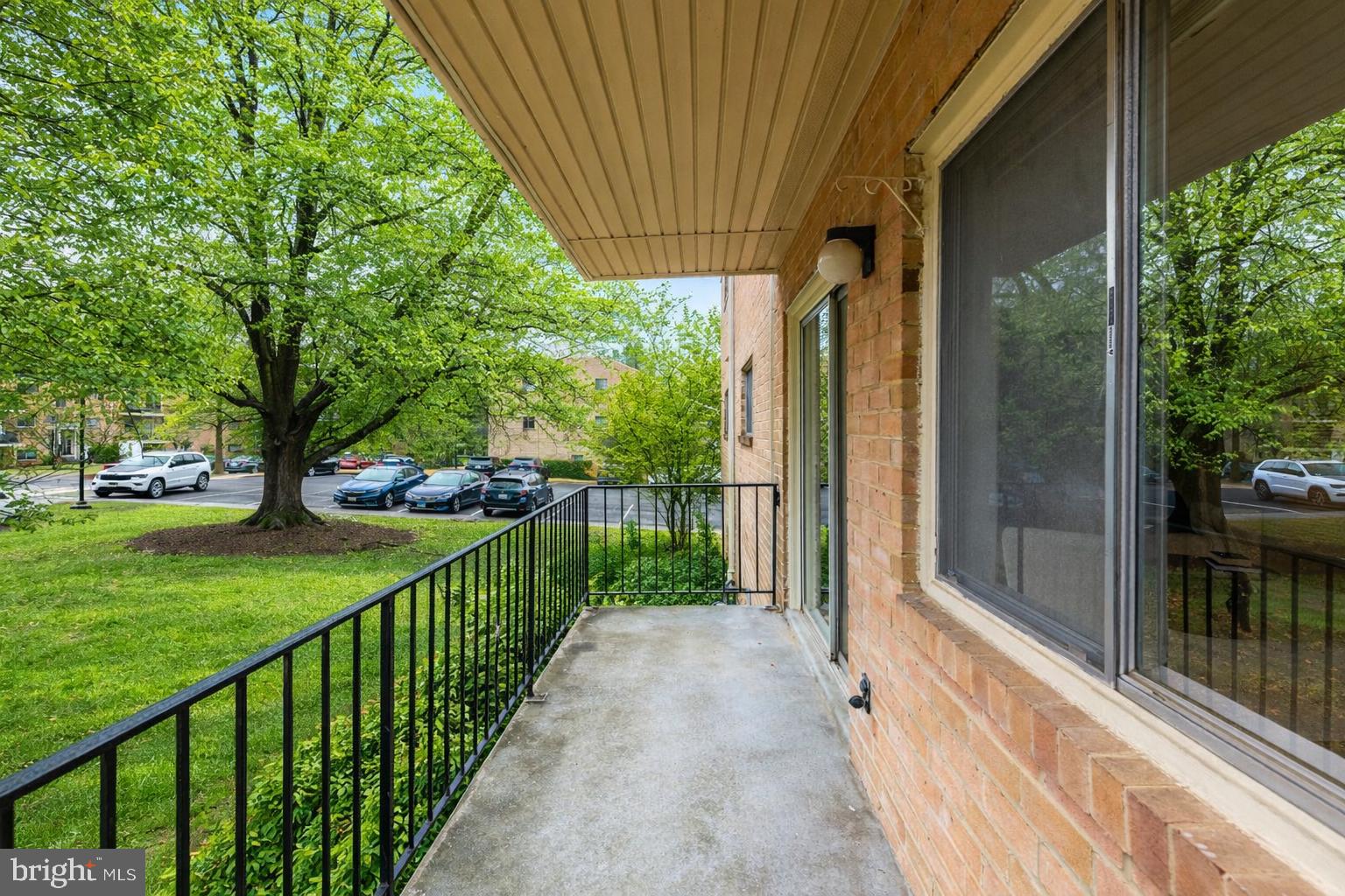 PARKSIDE CONDOMINIUMS - Residential