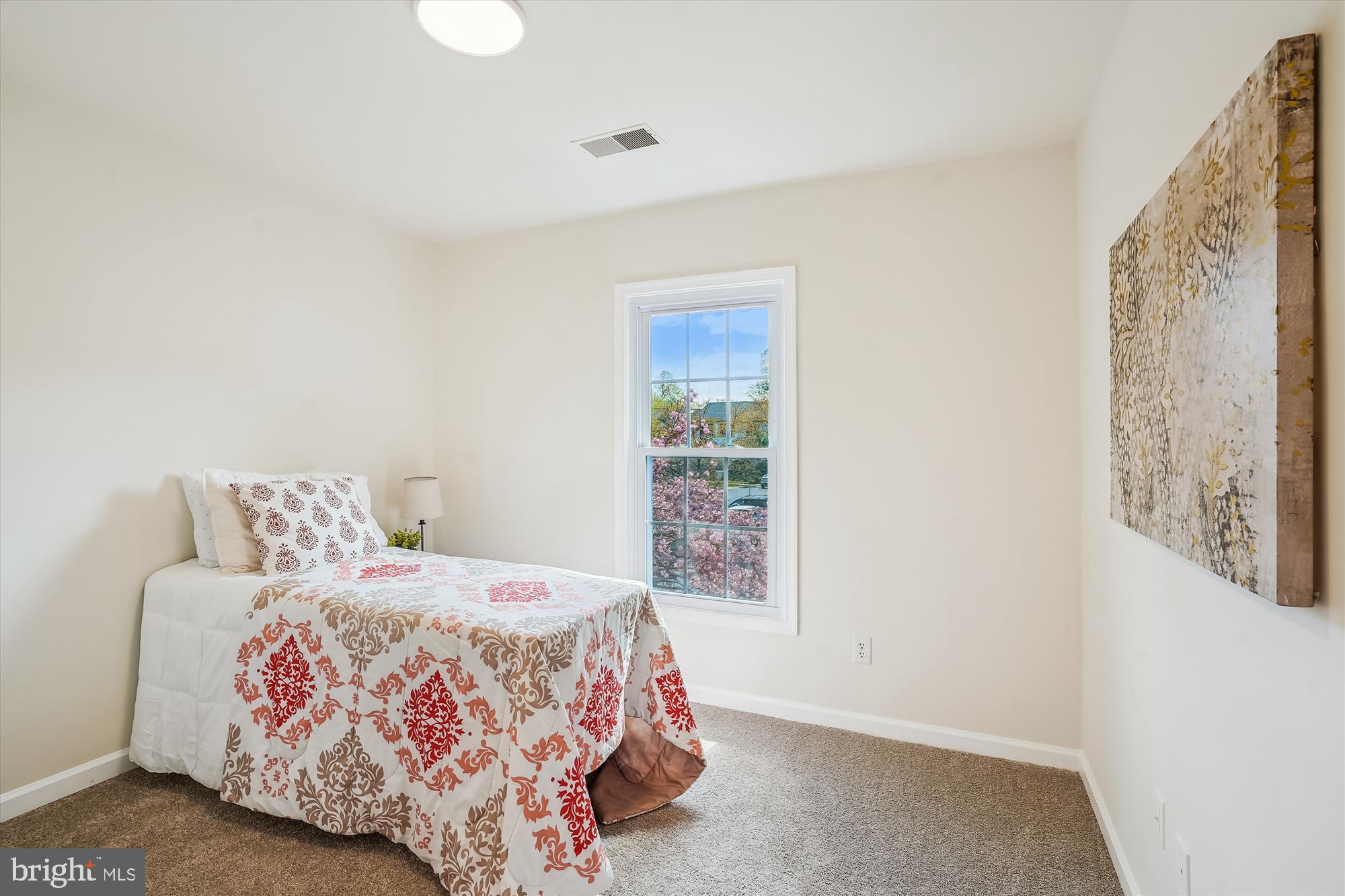 RIVER OAKS - Residential