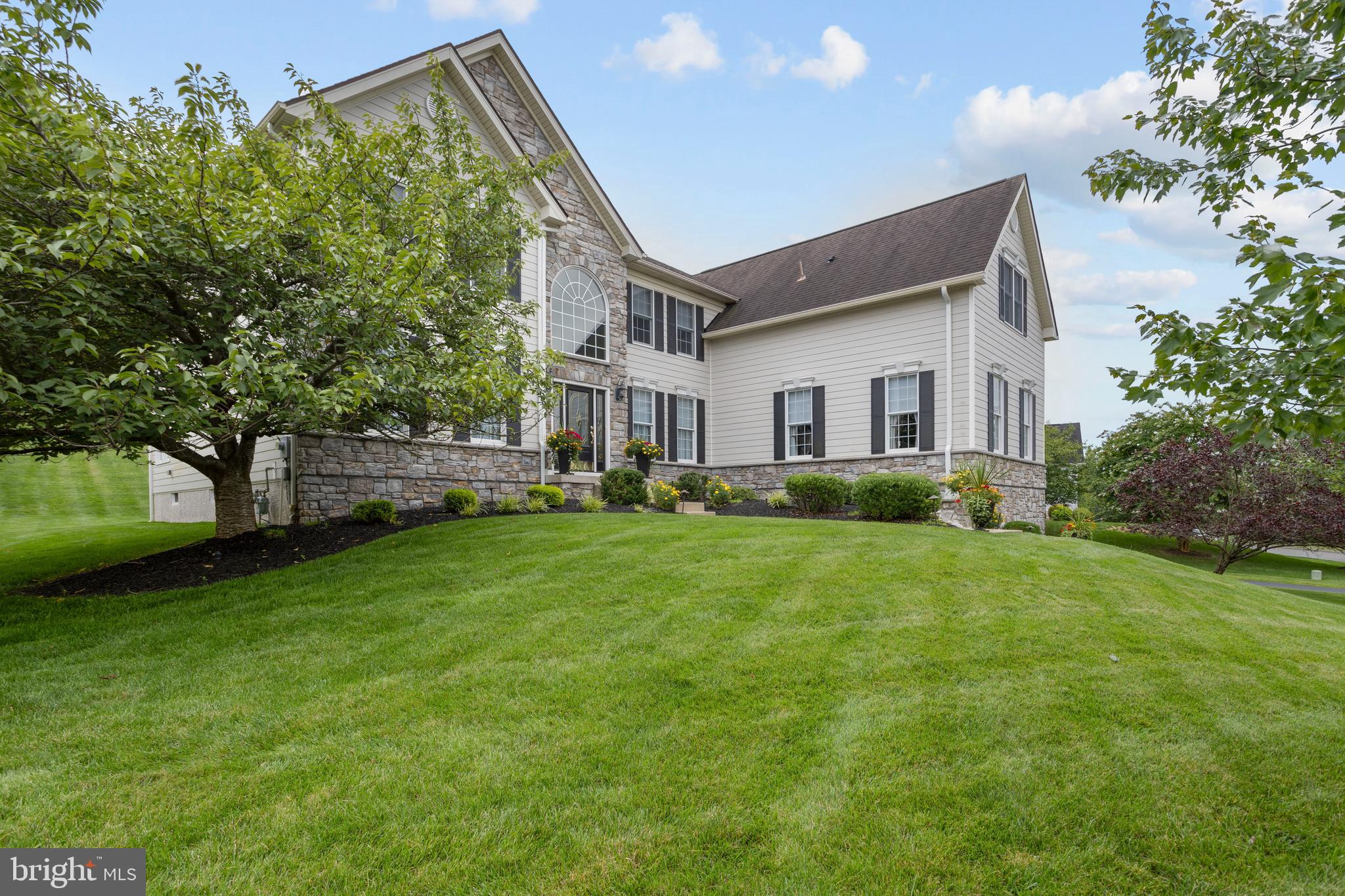 TALL TREES AT THOR - Residential