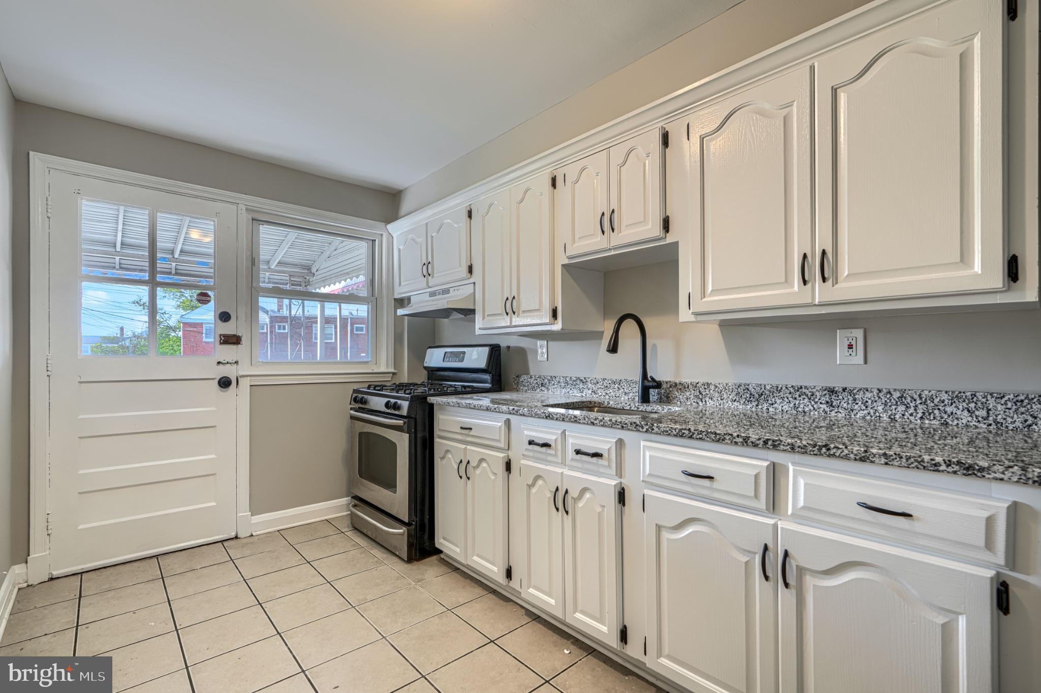 1207 DALTON ROAD