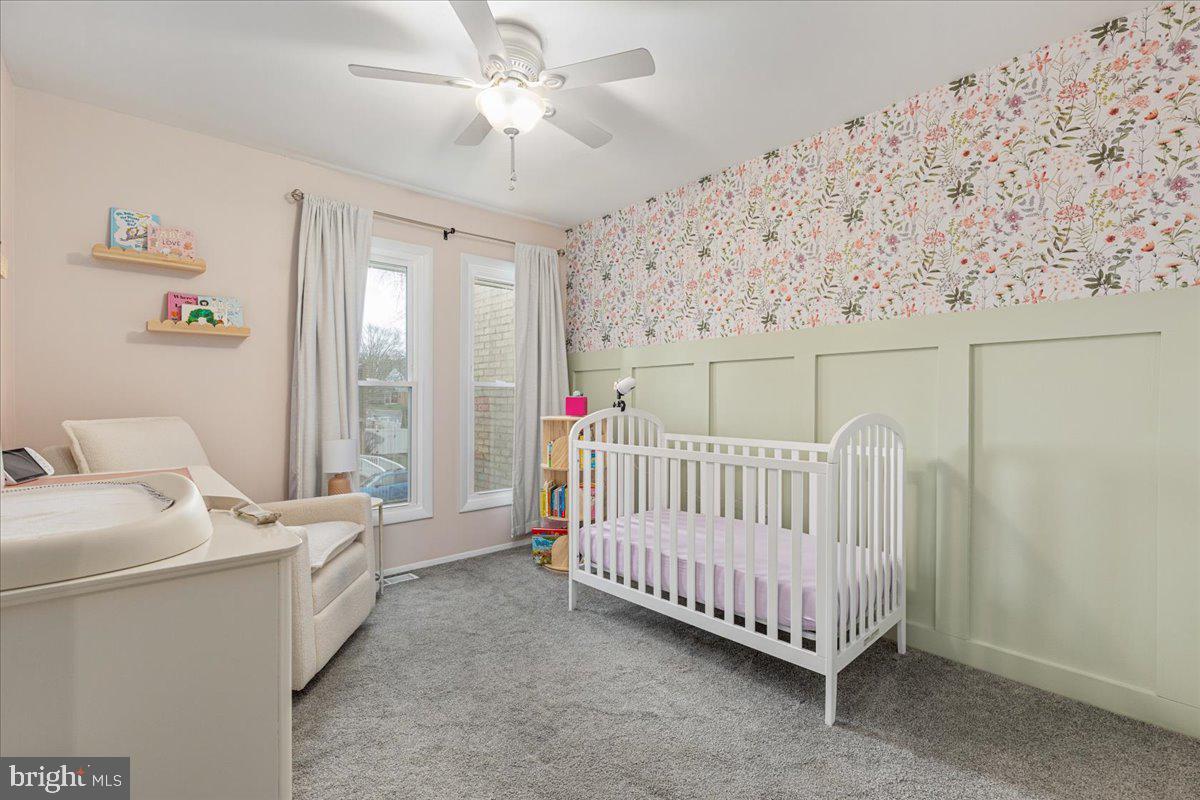 VIRGINIA KNOLLS - Residential