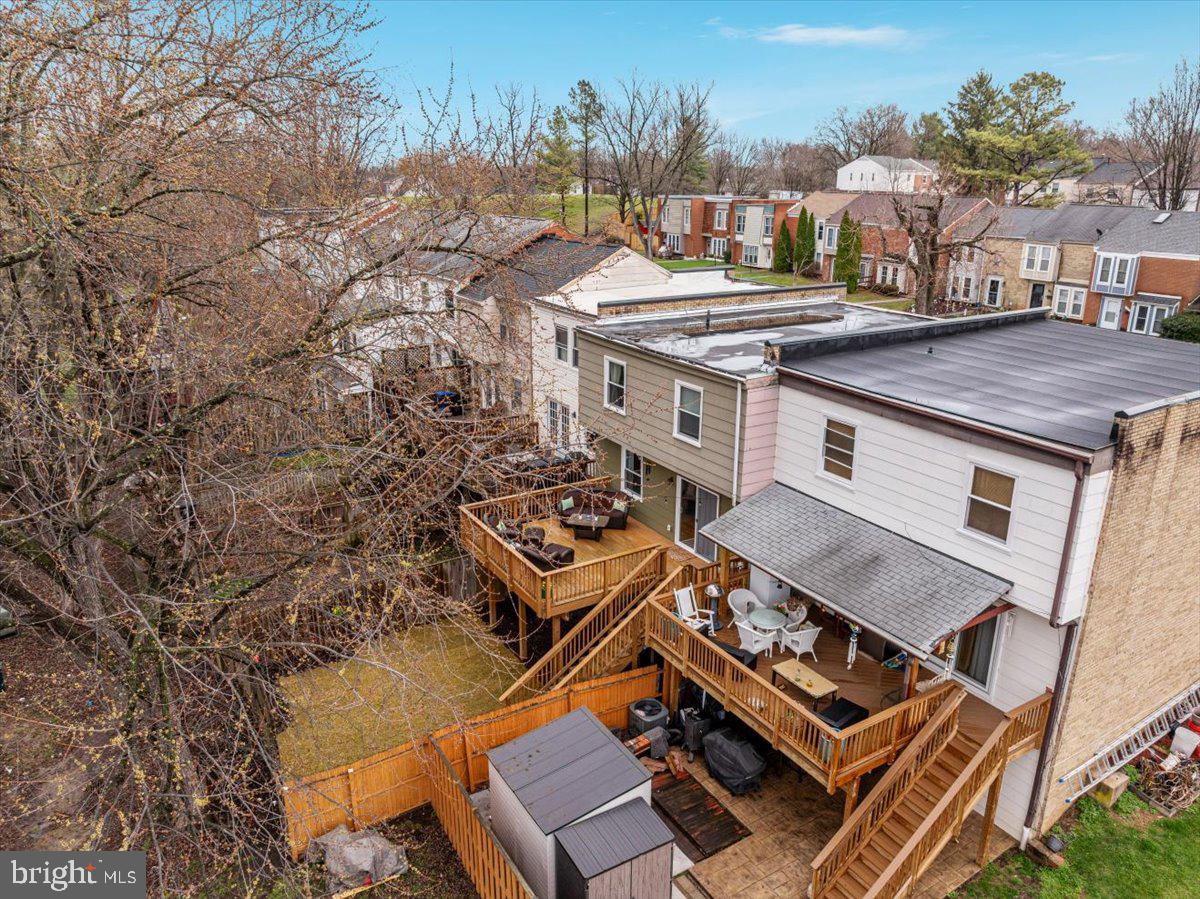 VIRGINIA KNOLLS - Residential