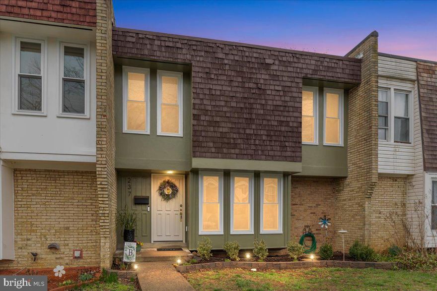 Incredible opportunity to own an UPDATED townhouse with FOUR upper level bedrooms, MINUTES FROM DOWNTOWN LEESBURG, for UNDER $500K!  This move-in ready charmer offers a dazzling array of upgrades, including new deck (2024), new windows (2023), exterior paint (2026), new sanitary sewer line (2026), water heater (2026) and totally renovated lower level Rec Room (2026), with wet bar and walk out to fenced rear yard.  237 Roanoke Dr is the home you've been waiting months for.... Sleek luxury vinyl plank flooring runs throughout the main level. The kitchen features granite countertop, Shaker style cabinets, tiled backsplash and stainless steel appliances (all new in 2022). Slider door leads out to rear deck, with stairs down and ample space for outdoor entertaining this summer! ALL bathrooms have been updated. Lighted ceiling fans in ALL bedrooms. THREE accent walls with stylish trim.  And the piece de resistance - a fantastic Recreation Room with LVP flooring, recessed lights, wet bar (with beverage fridge), recessed storage shelves and a laundry countertop that streamlines your washing and drying tasks! All this and more in an UNBEATABLE location - the established Virginia Knolls community (which happens to boast one of the LOWEST HOA FEES around) is convenient to major routes of transportation, parks, the W&OD trail, and the plethora of shops, restaurants and entertainment that await you in historic downtown Leesburg (less than a mile away!). OPEN SATURDAY 3/28 AND SUNDAY 3/29 FROM 1PM-3PM