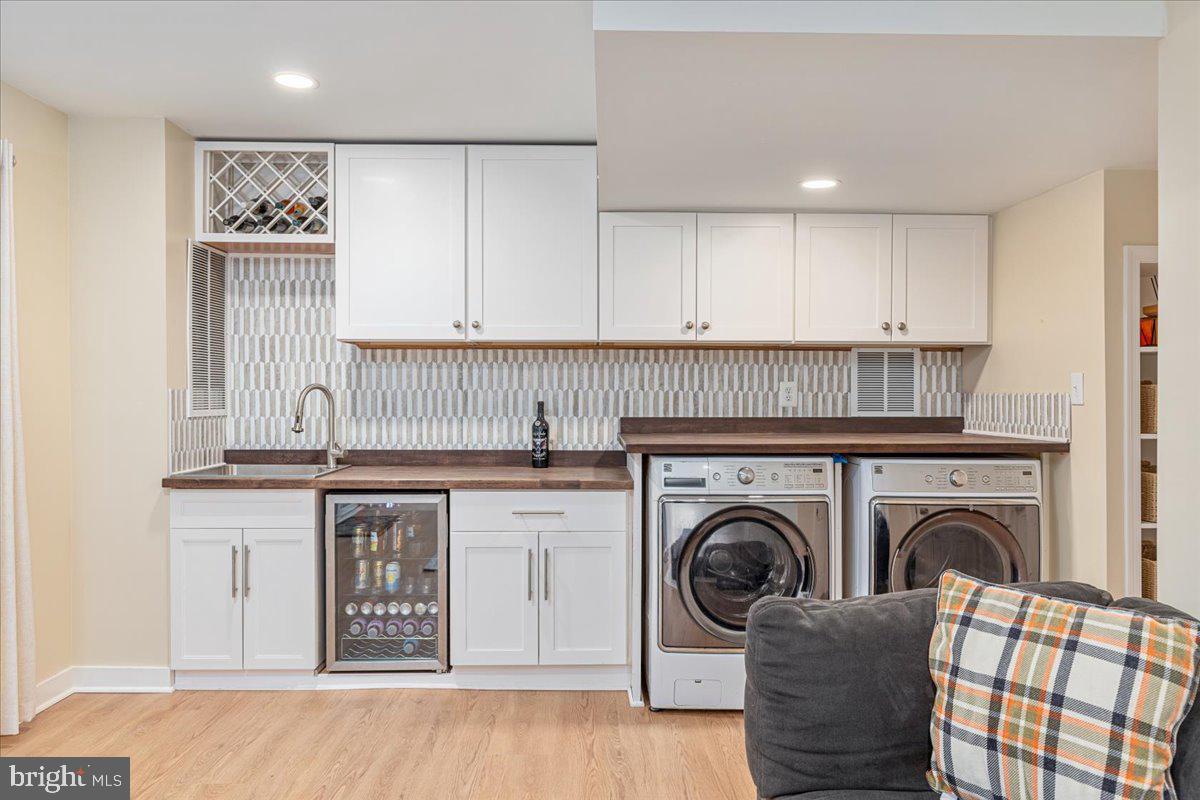 VIRGINIA KNOLLS - Residential