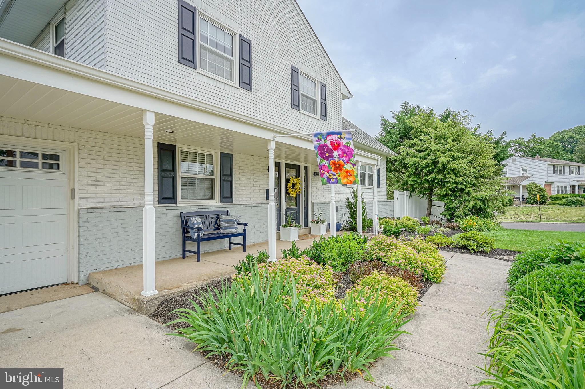 19 MONTCLAIR DRIVE