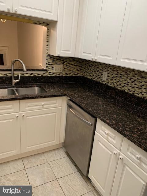 MANORS AT MCNAIR FARMS - Residential Lease