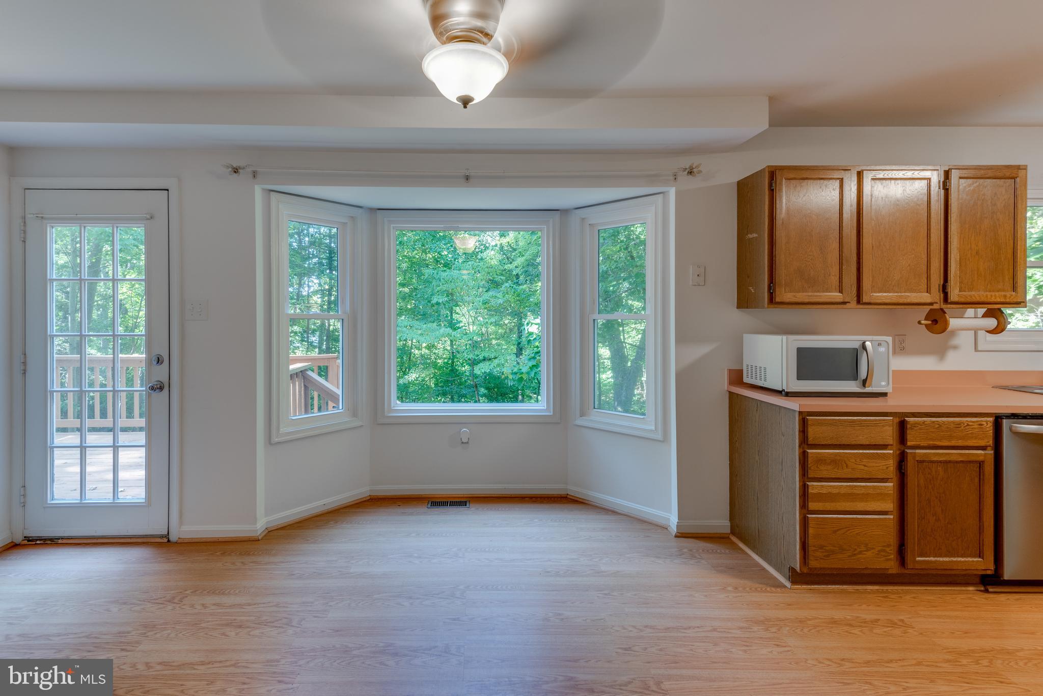 WHITE SANDS - Residential Lease