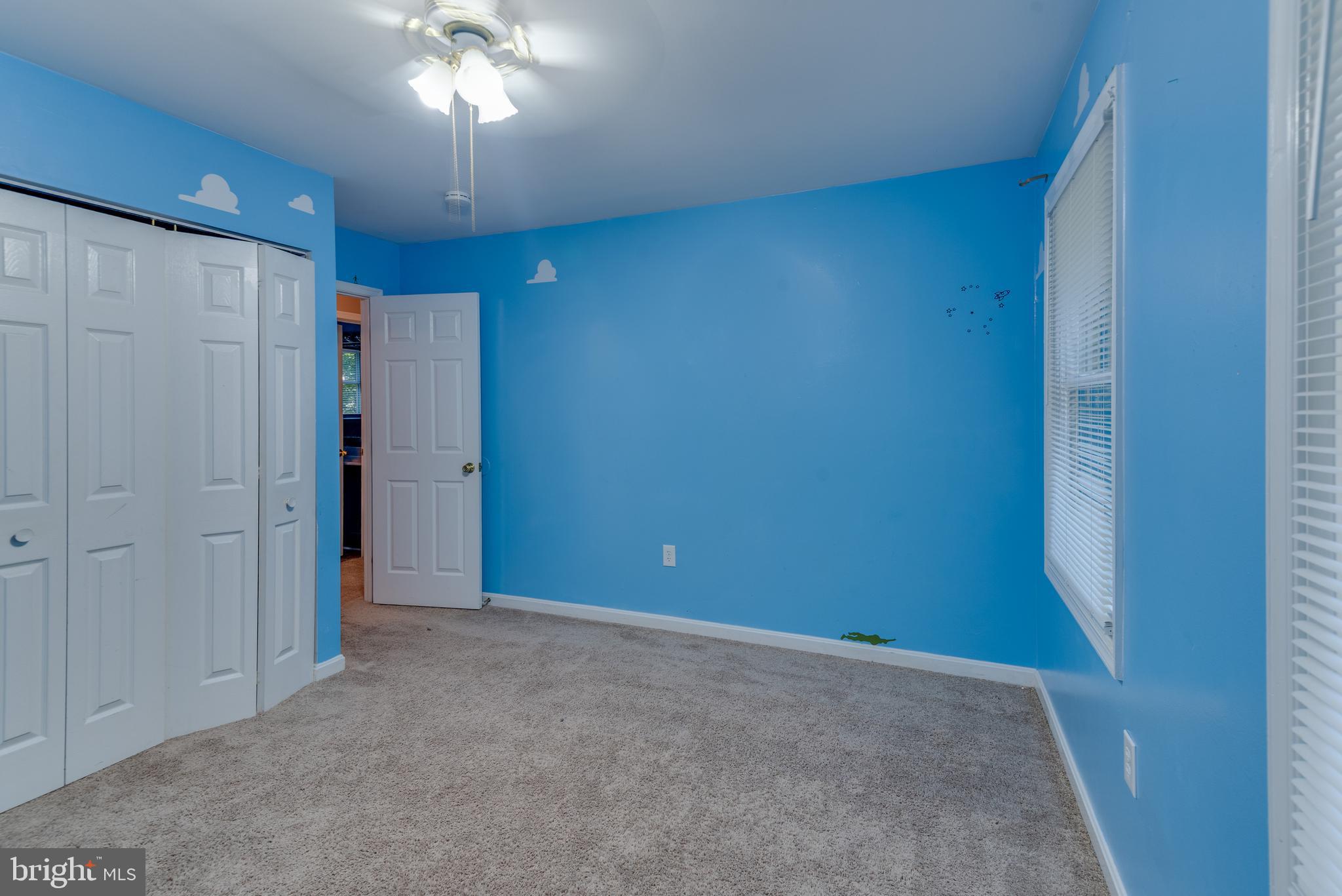 WHITE SANDS - Residential Lease