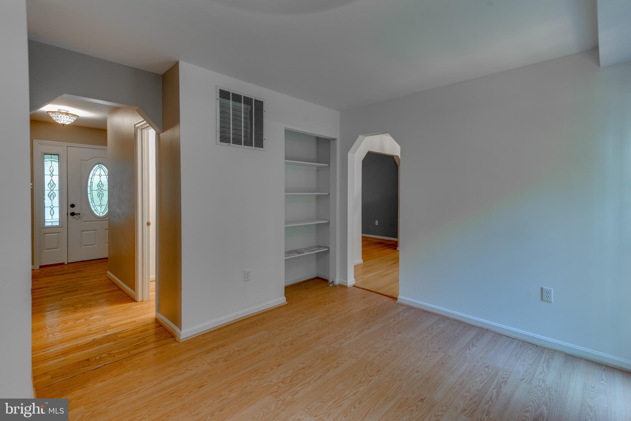 WHITE SANDS - Residential Lease