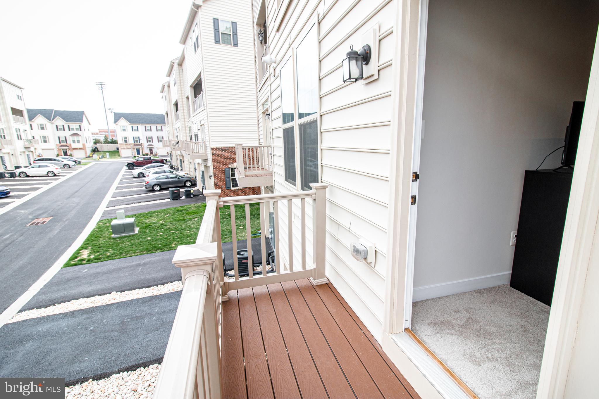 OAKDALE VILLAGE - Residential Lease