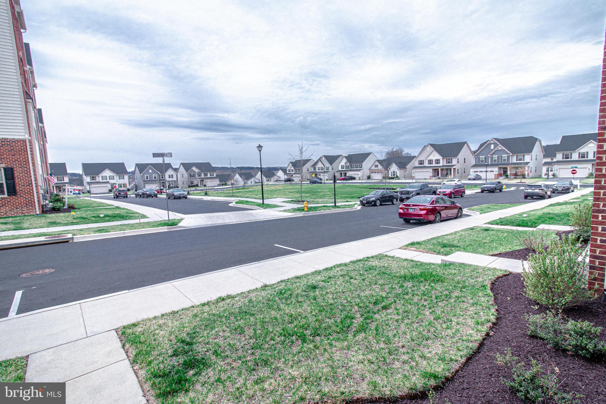 OAKDALE VILLAGE - Residential Lease