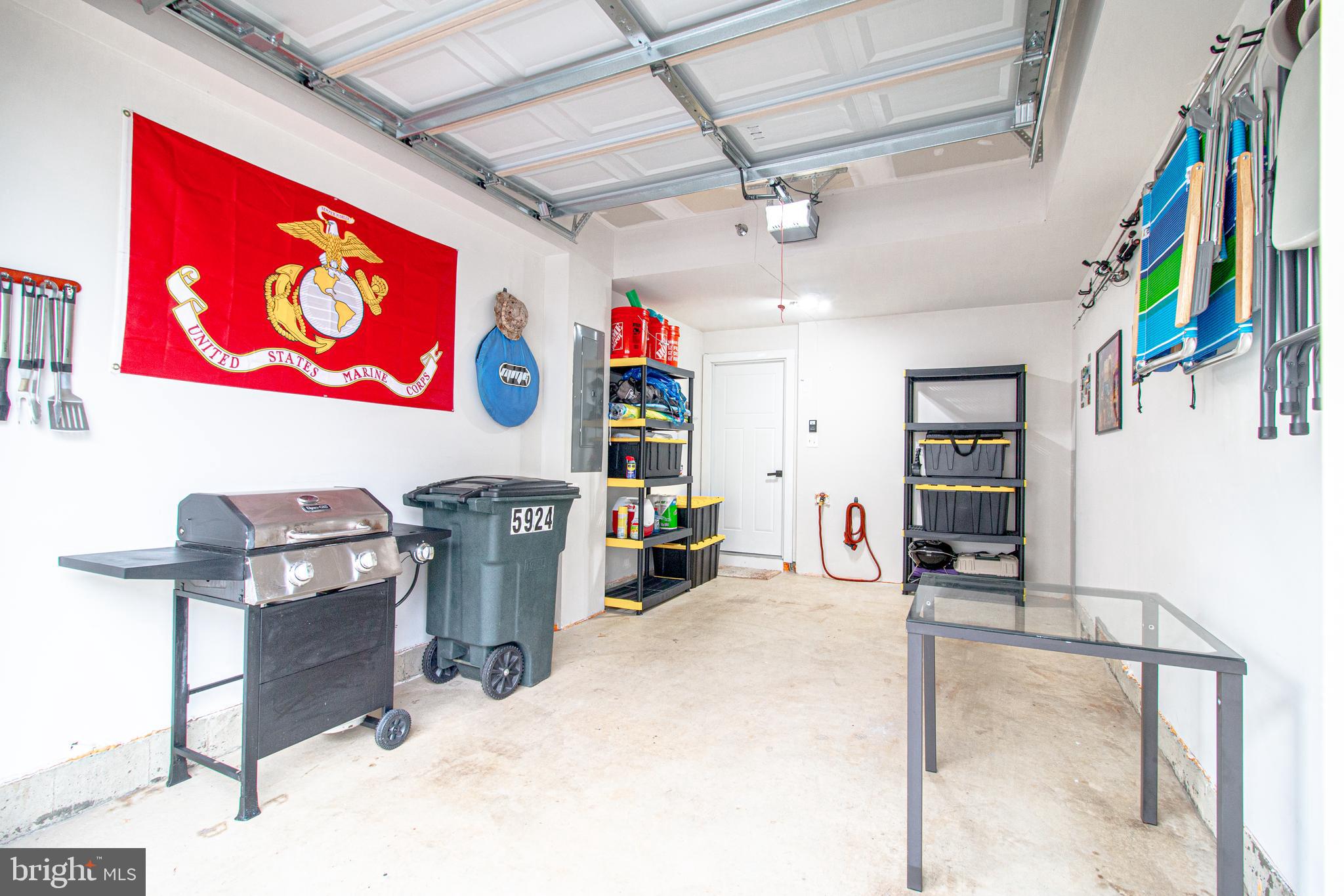 OAKDALE VILLAGE - Residential Lease