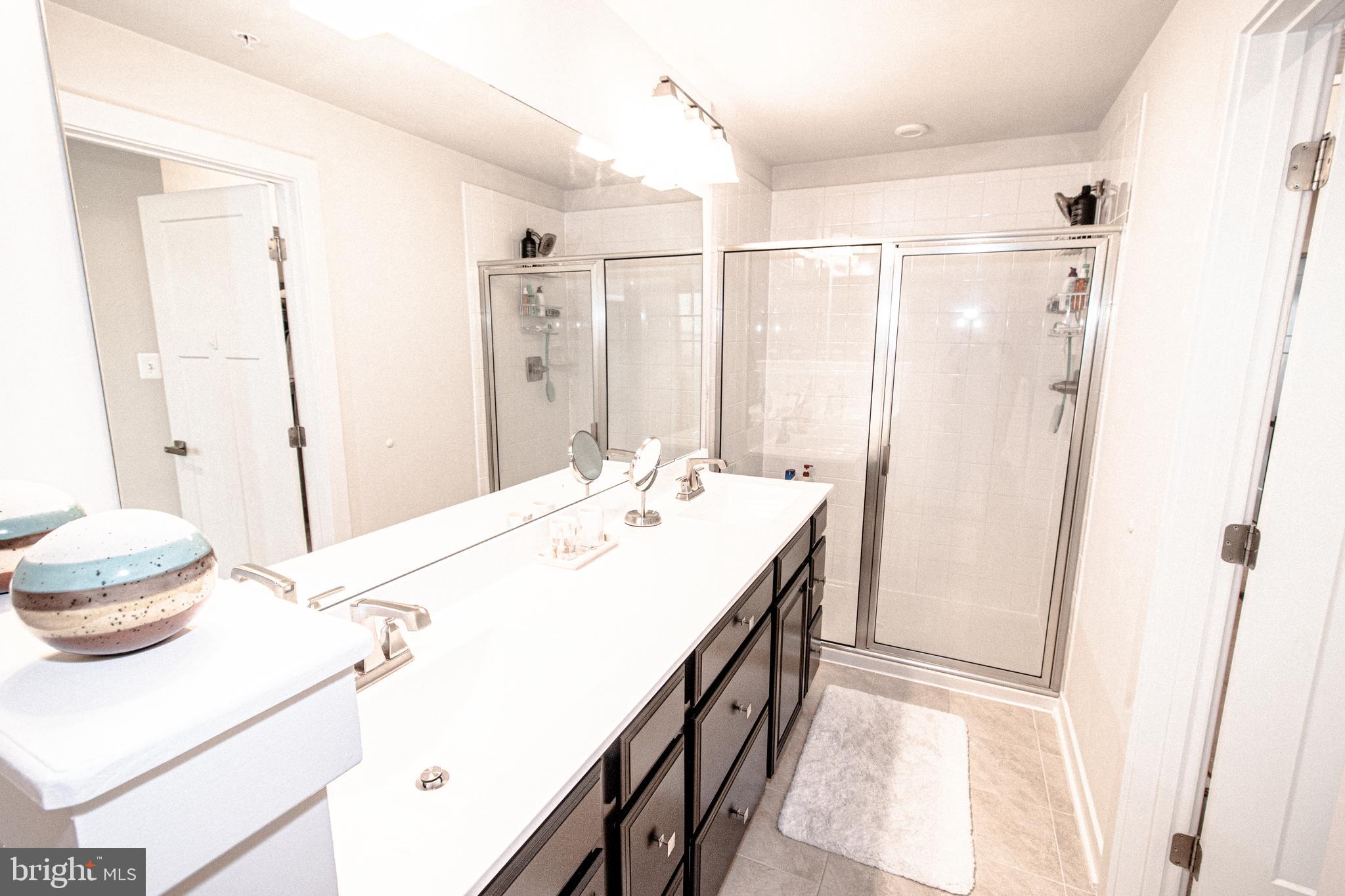 OAKDALE VILLAGE - Residential Lease