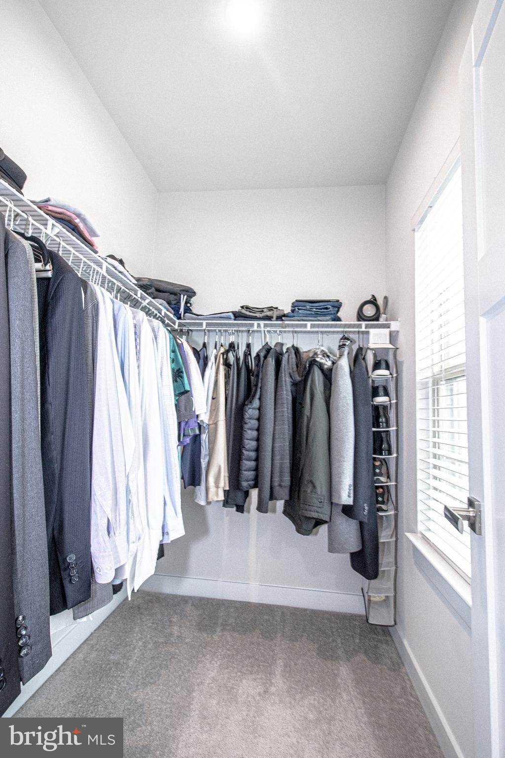 OAKDALE VILLAGE - Residential Lease