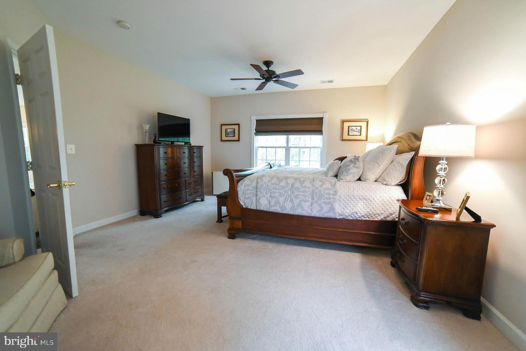 MARINERS COVE - Residential