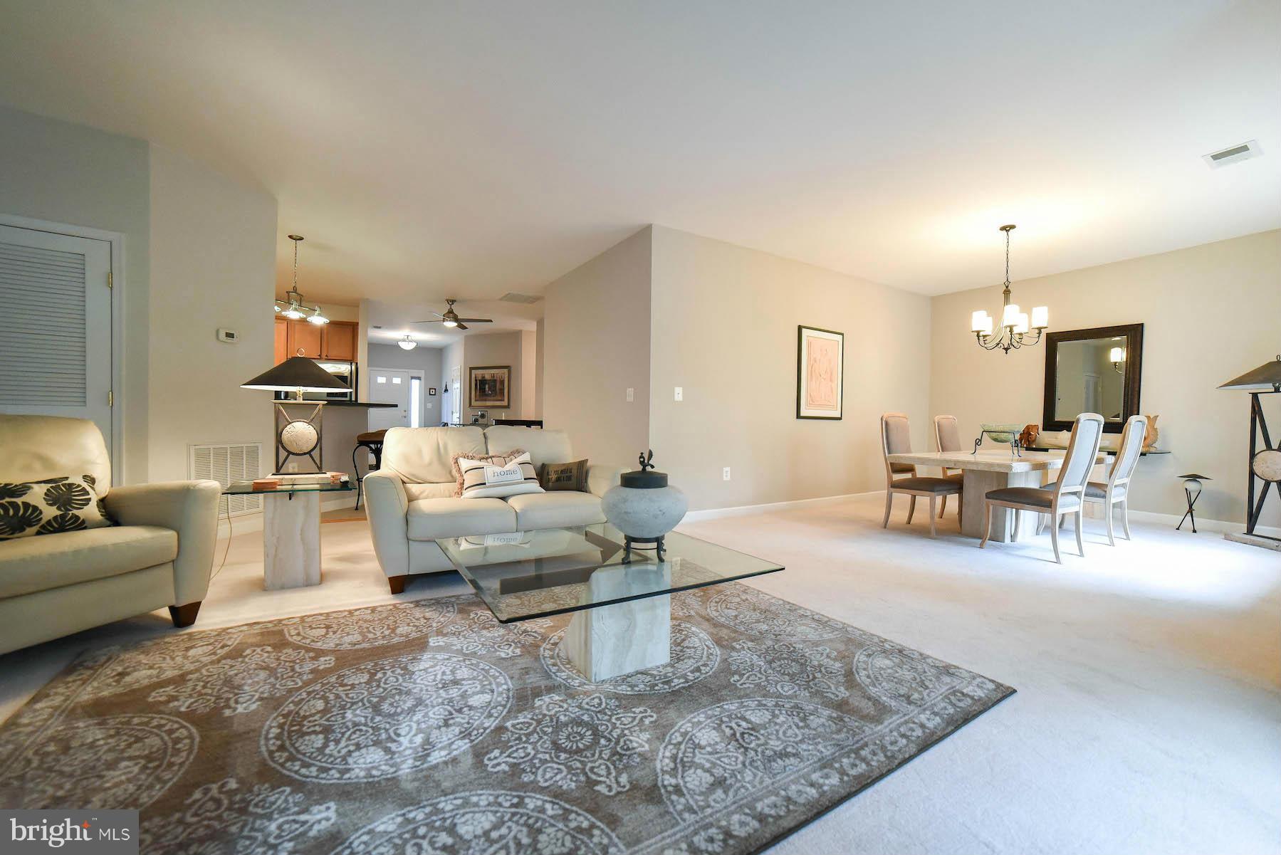 MARINERS COVE - Residential