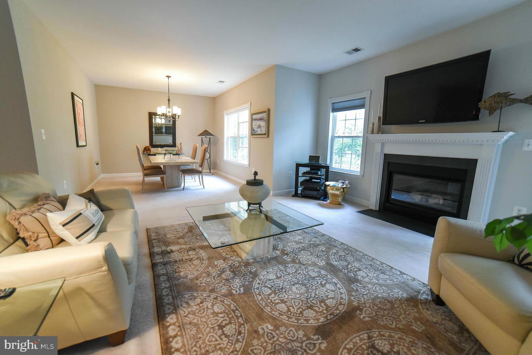 MARINERS COVE - Residential