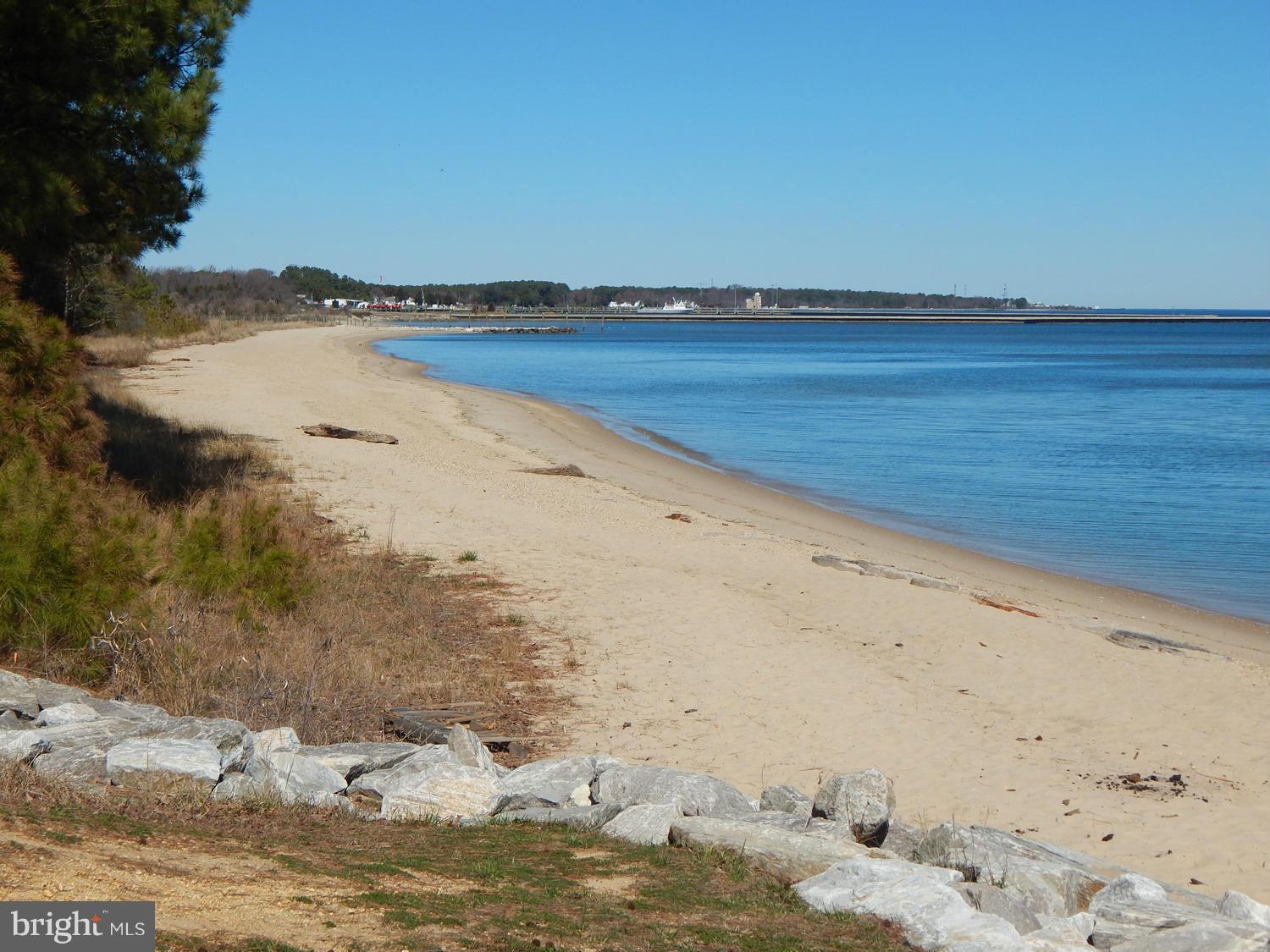 MARINERS COVE - Residential