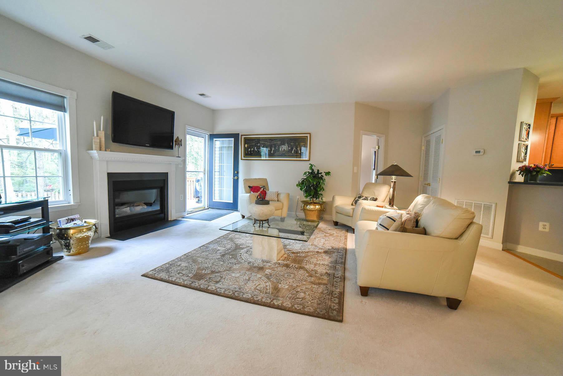 MARINERS COVE - Residential