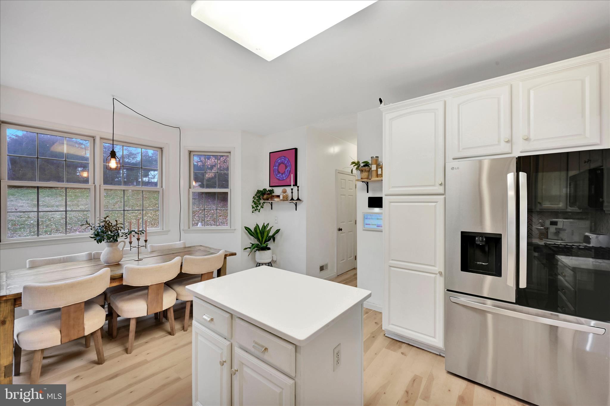 VICTORIAS POND - Residential