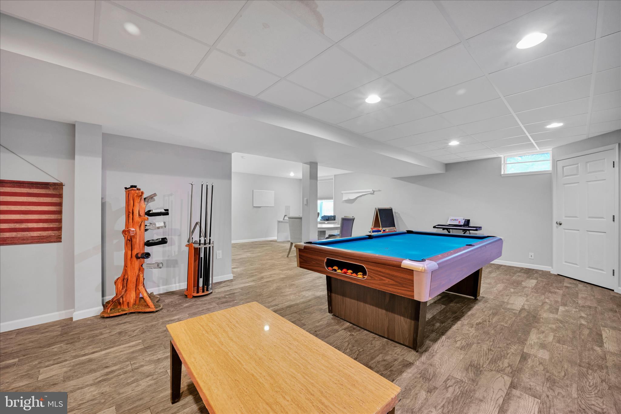 VICTORIAS POND - Residential