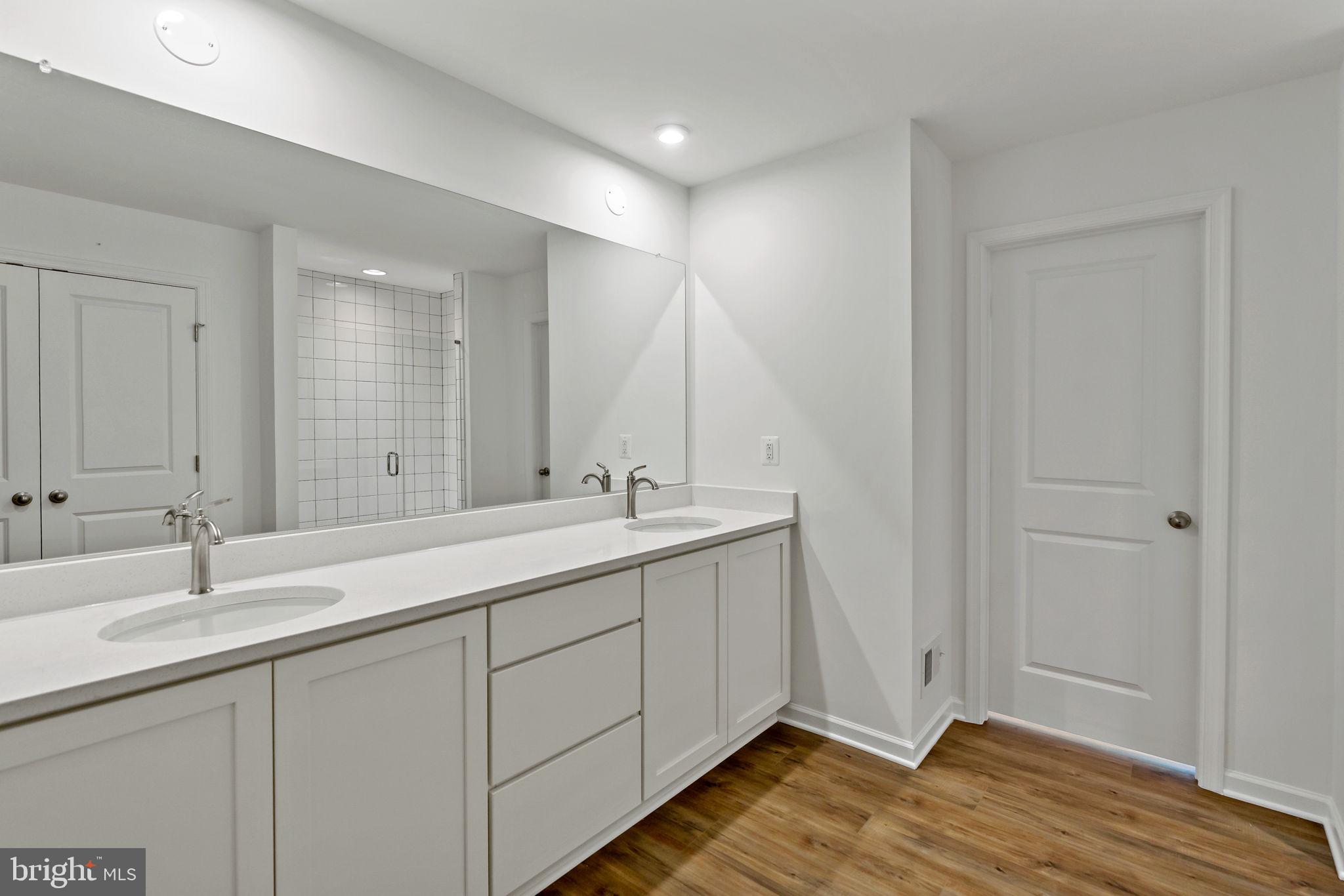 HUNTFIELD - Residential