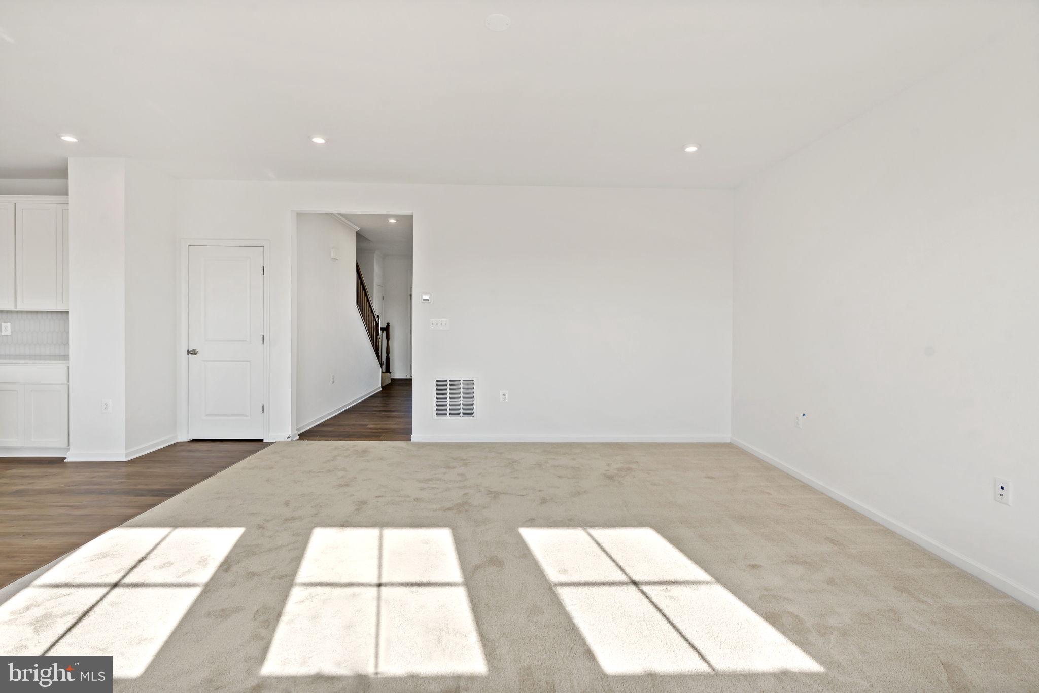 HUNTFIELD - Residential