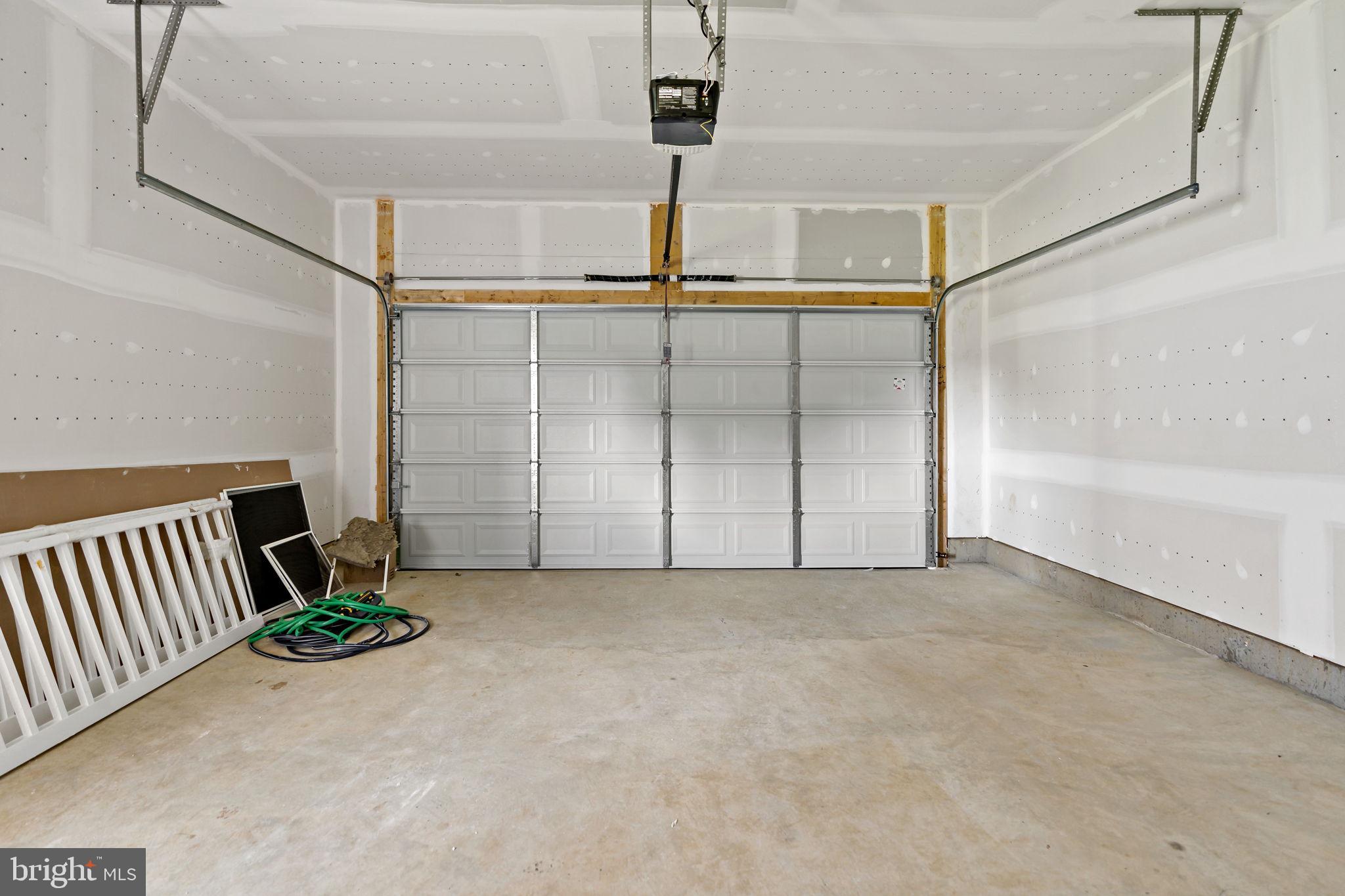 HUNTFIELD - Residential