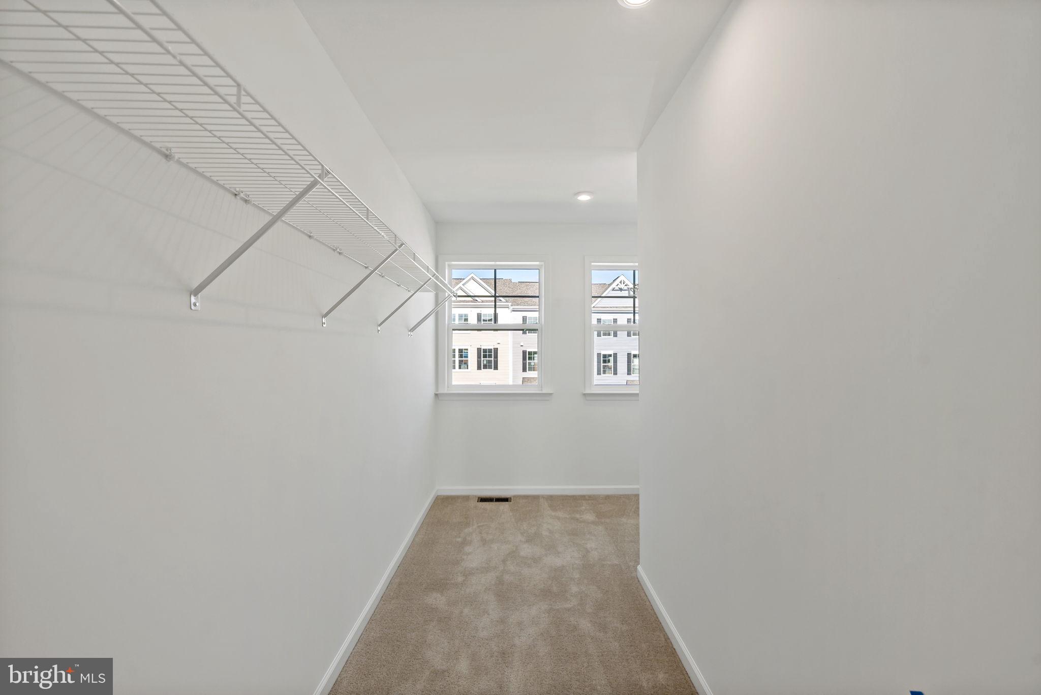 HUNTFIELD - Residential