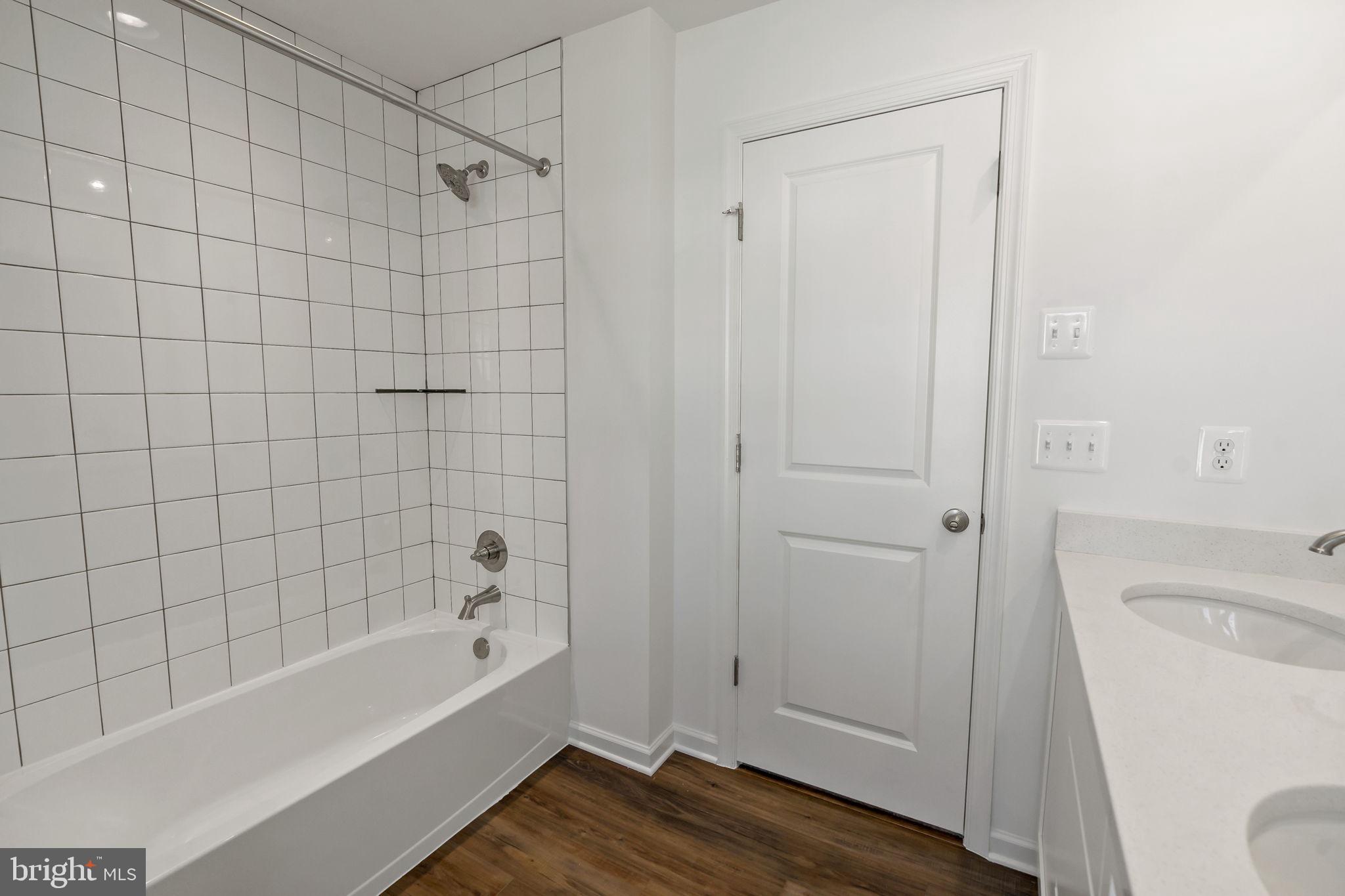 HUNTFIELD - Residential