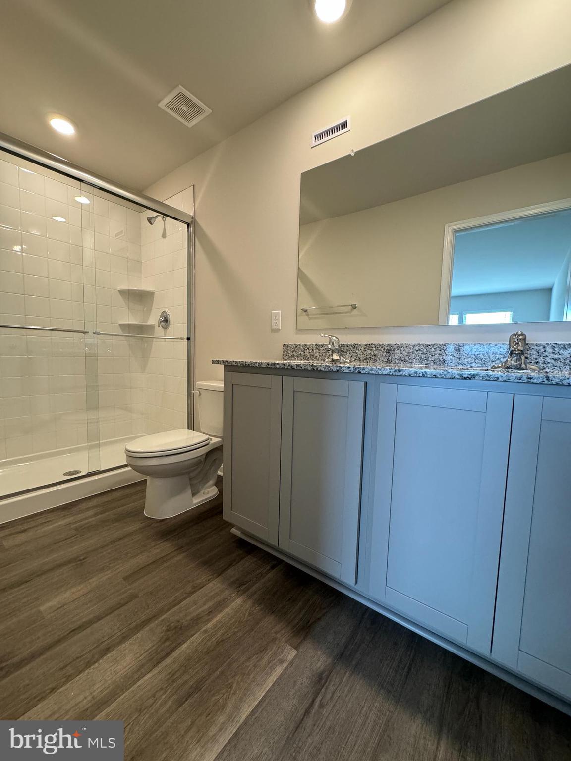 VALLEY VIEW - Residential Lease