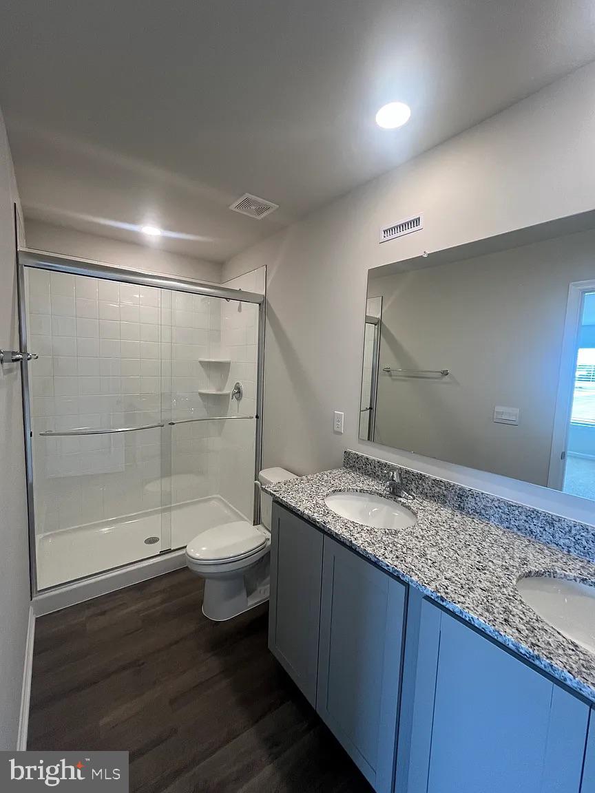 VALLEY VIEW - Residential Lease