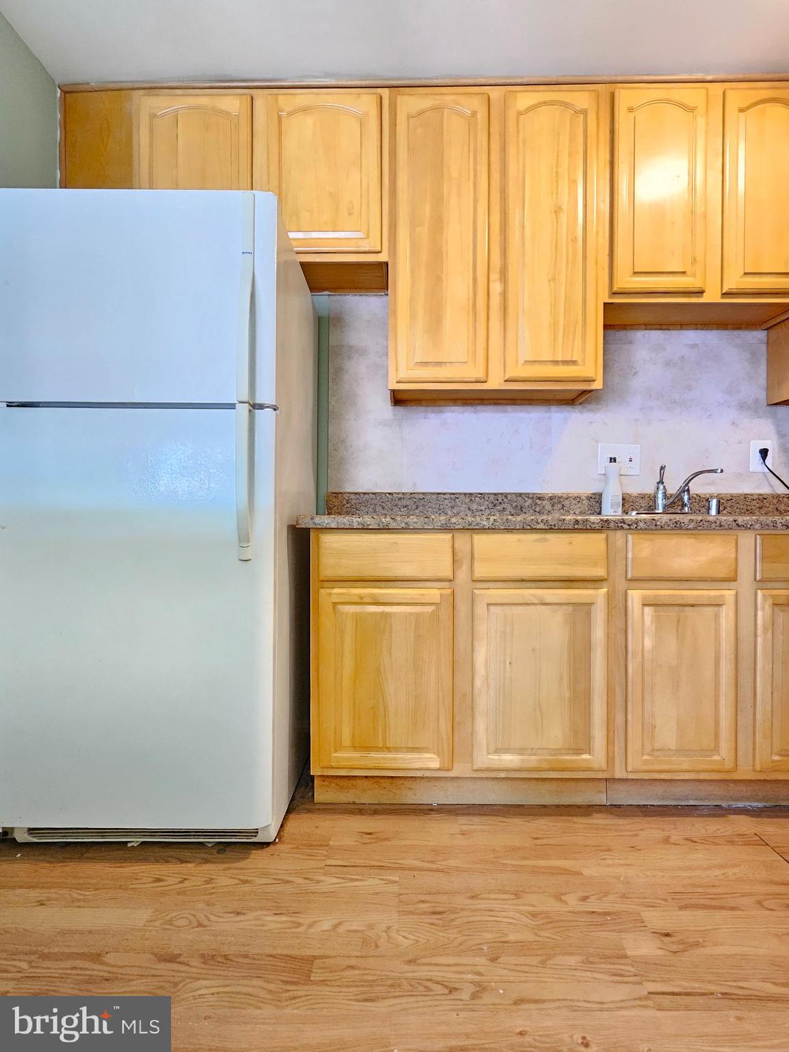 TIMBERLANE VILLAGE GARDEN CONDOMINIUMS - Residential Lease