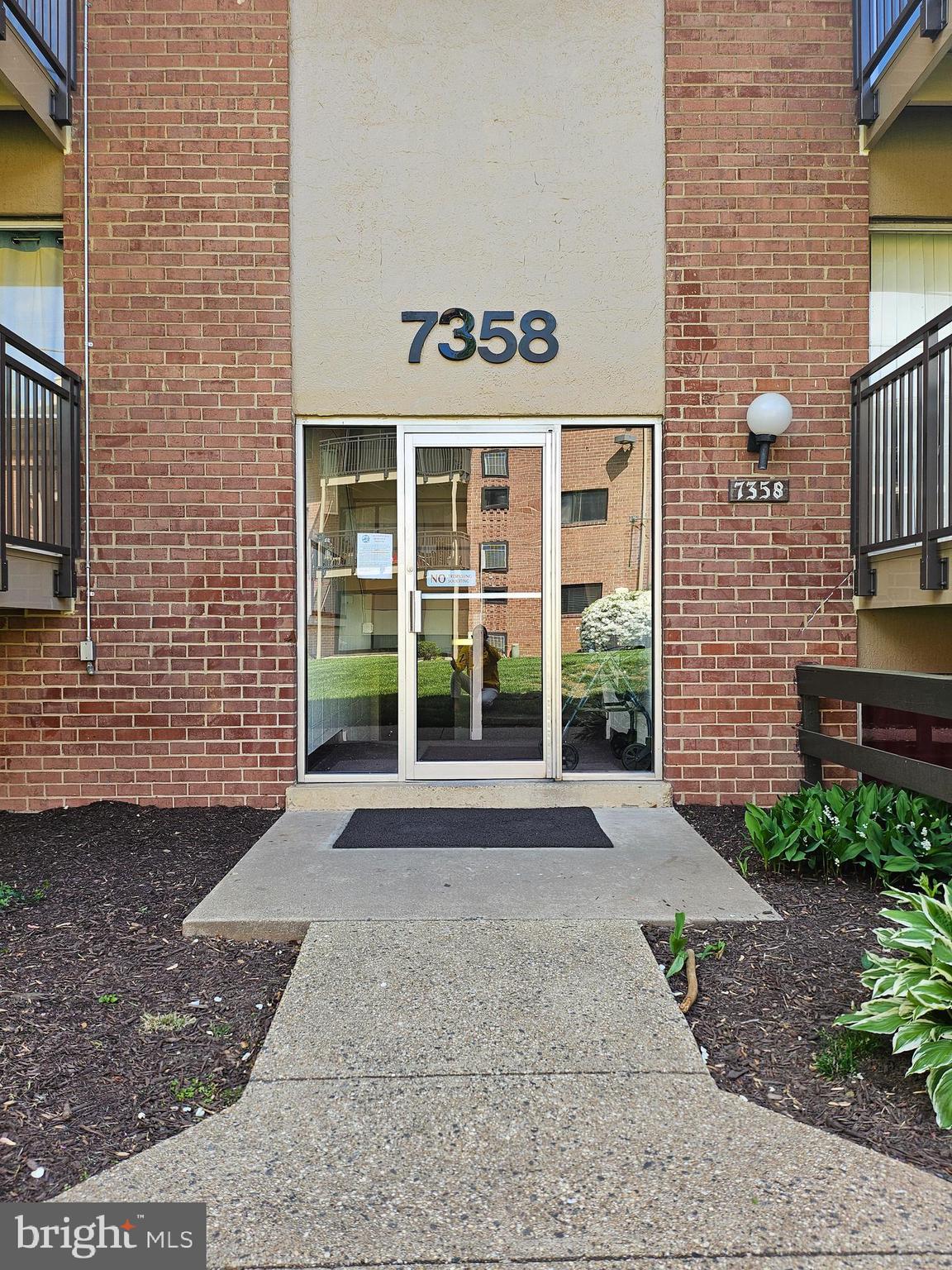 TIMBERLANE VILLAGE GARDEN CONDOMINIUMS - Residential Lease