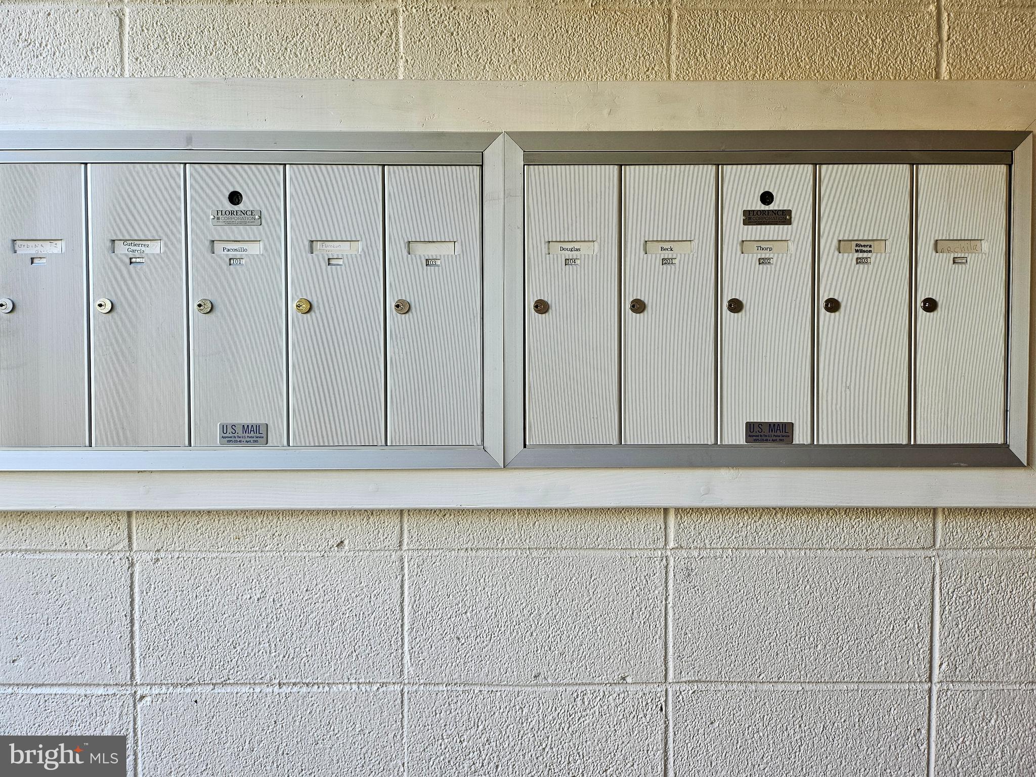 TIMBERLANE VILLAGE GARDEN CONDOMINIUMS - Residential Lease