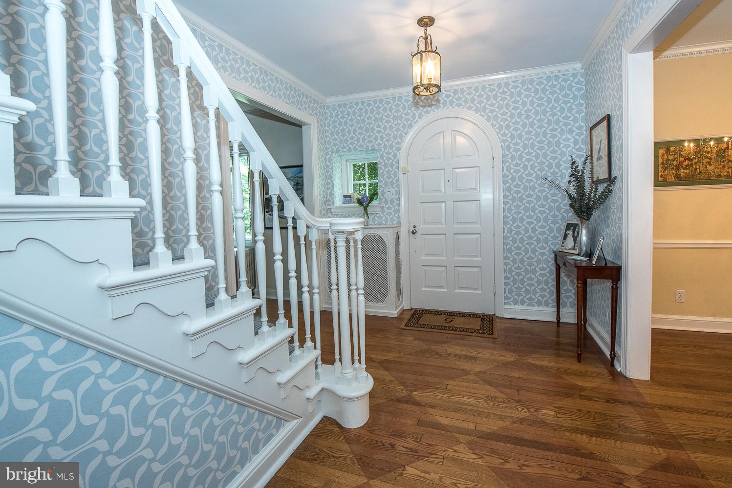 ASHWOOD MANOR - Residential Lease