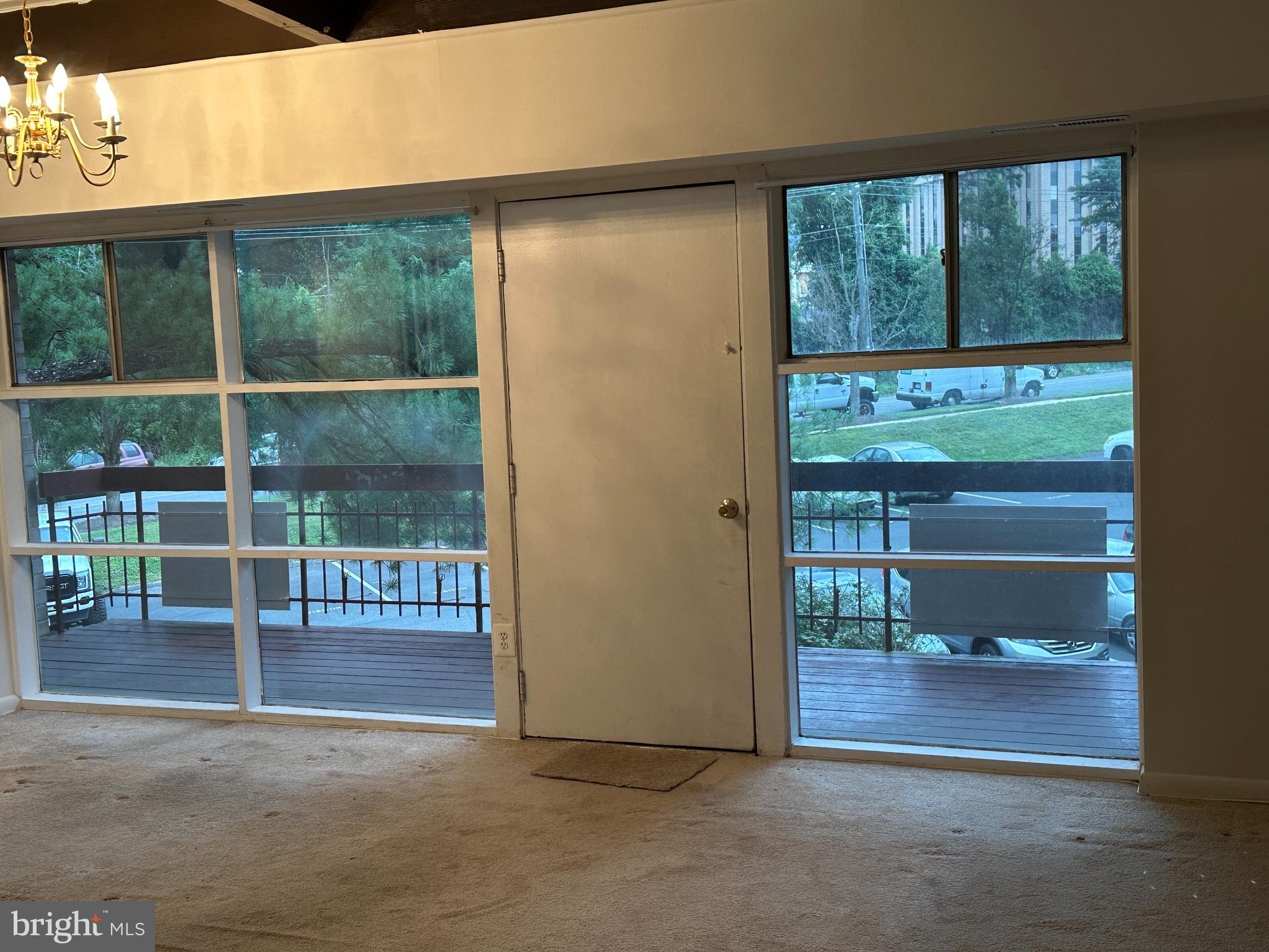 4227 AMERICANA DRIVE