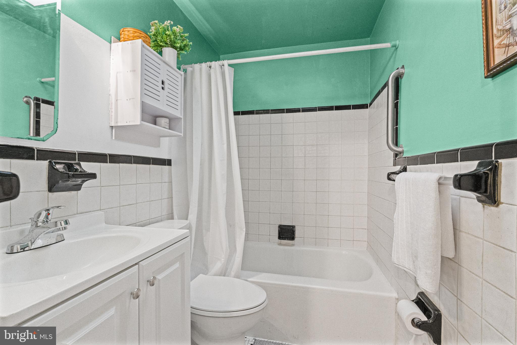 GREEKTOWN - Residential