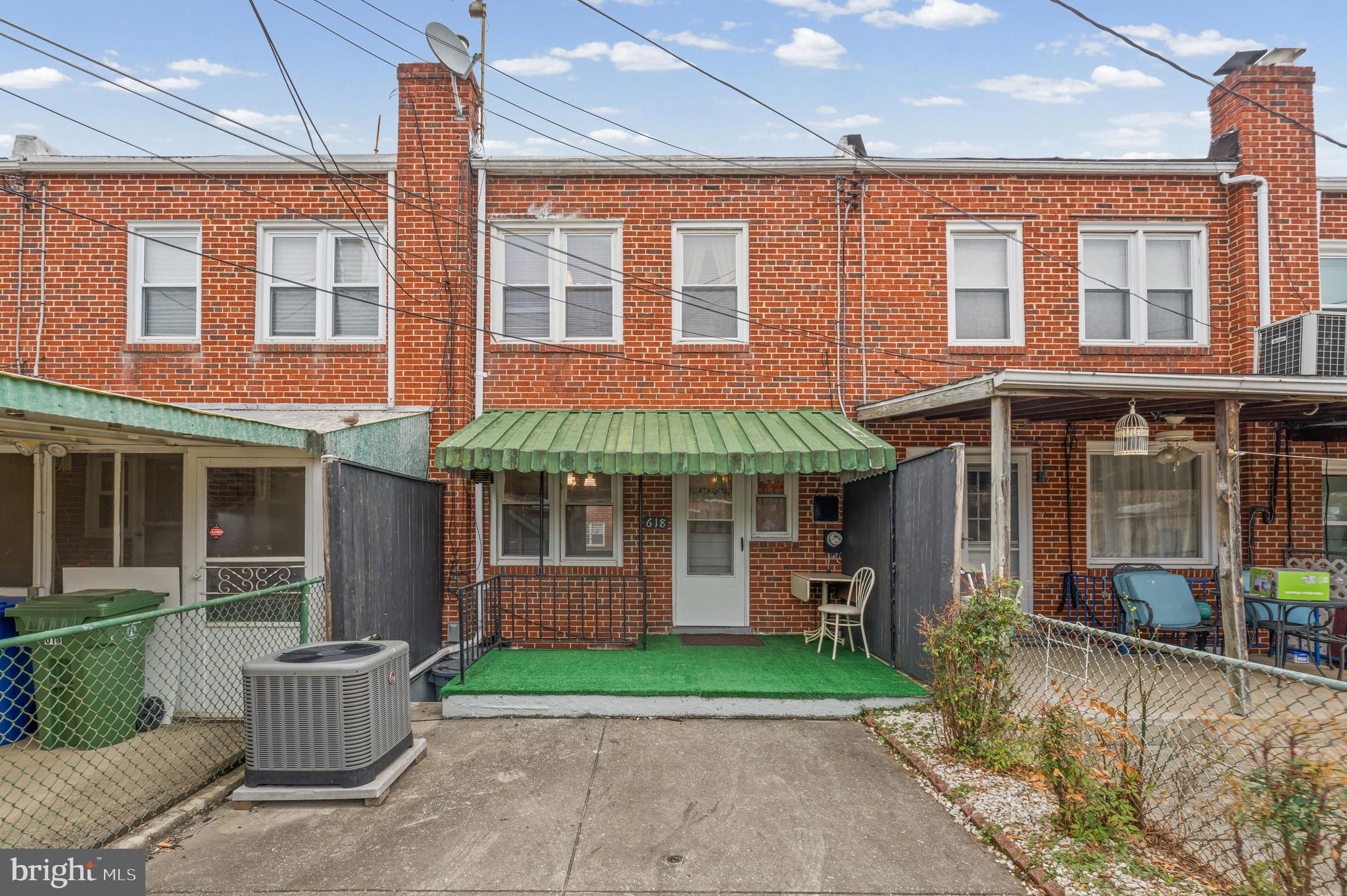 GREEKTOWN - Residential