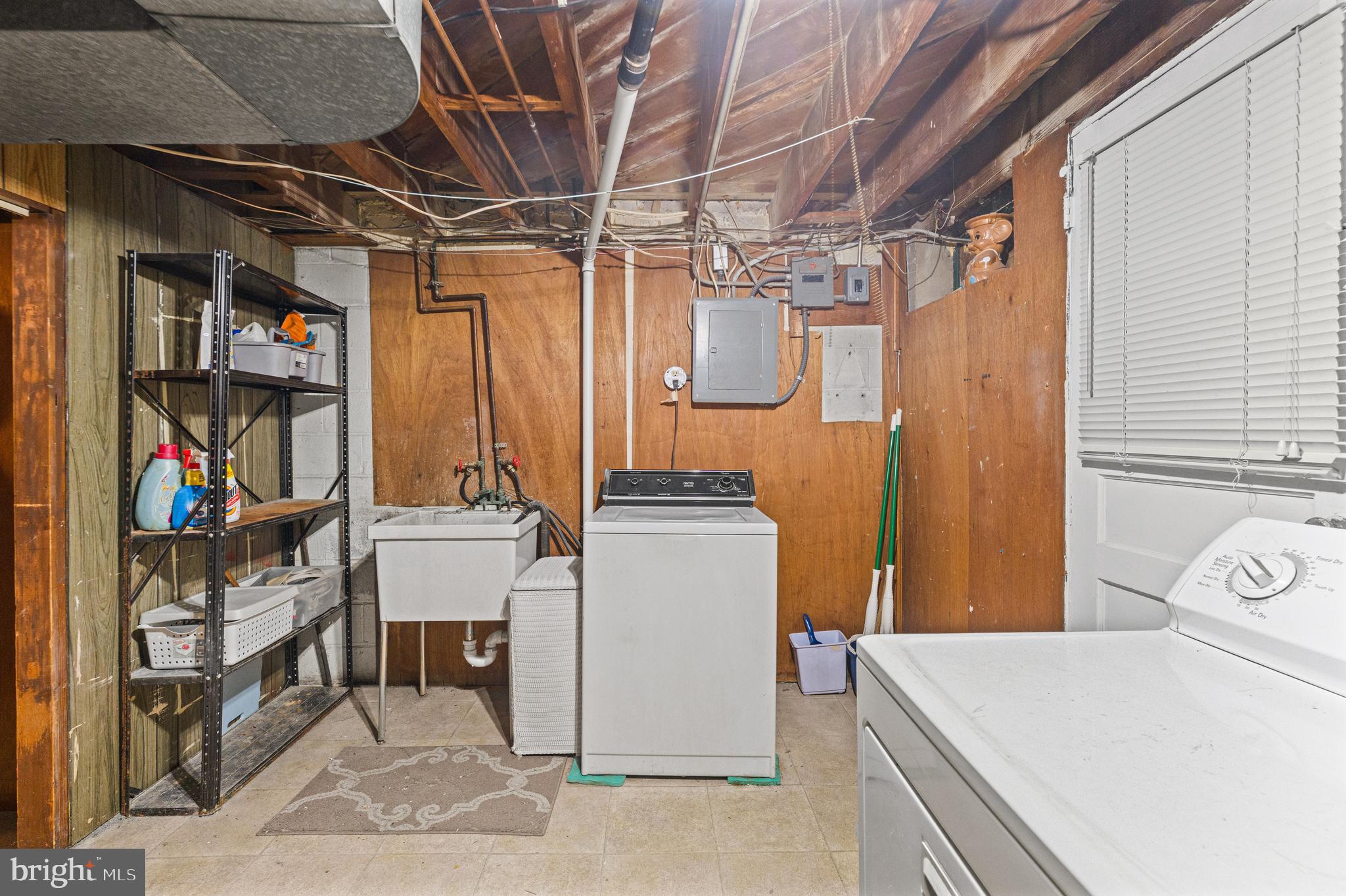 GREEKTOWN - Residential