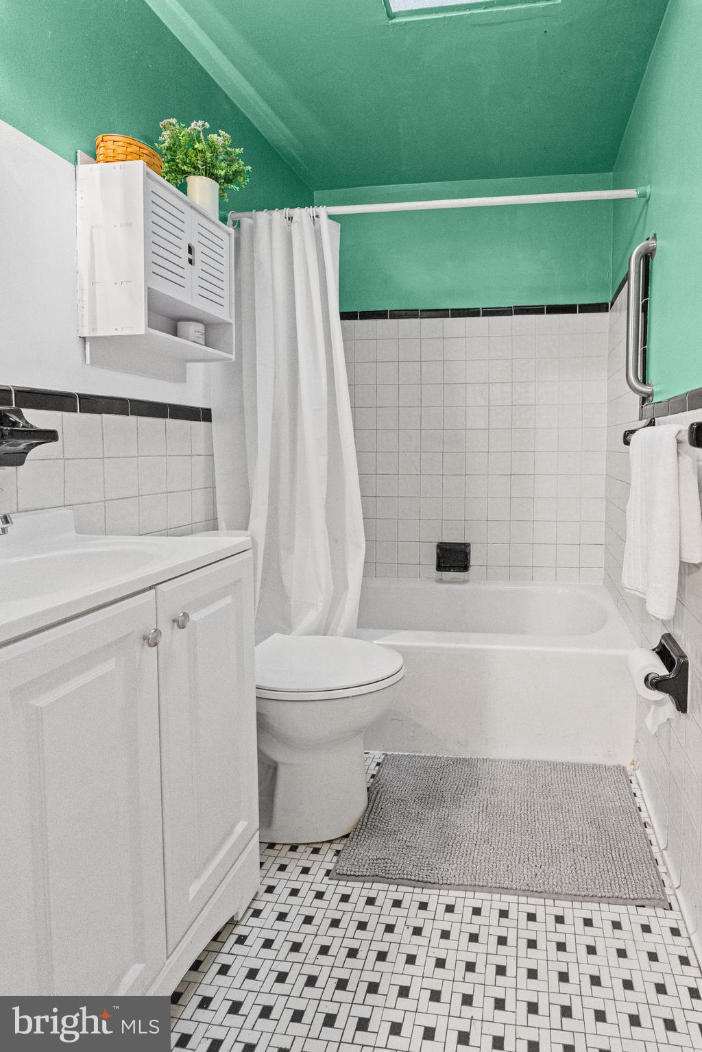 GREEKTOWN - Residential