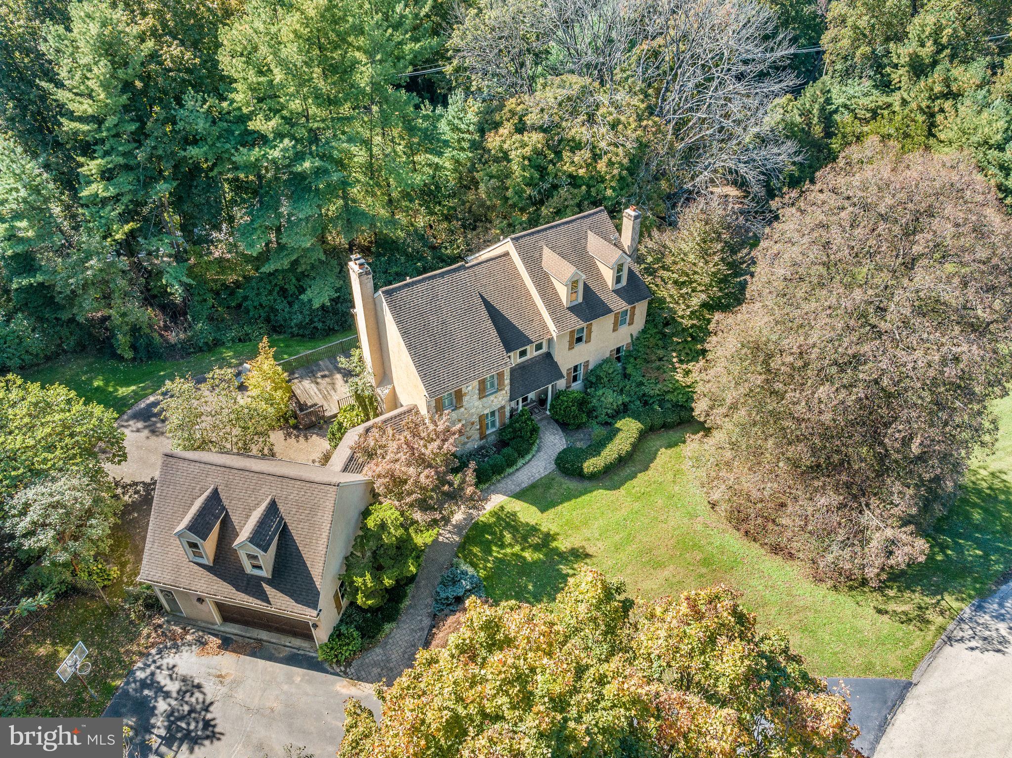 GLADWYNE - Residential