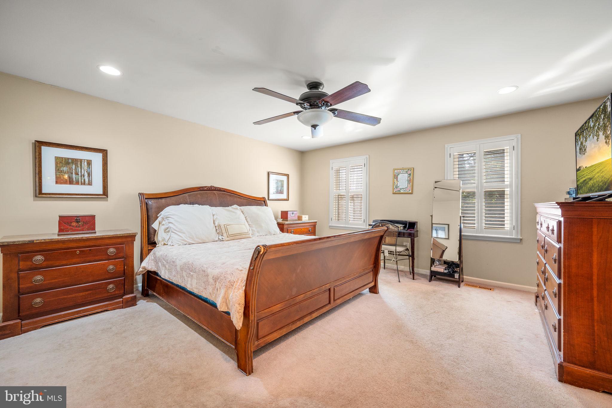 GLADWYNE - Residential