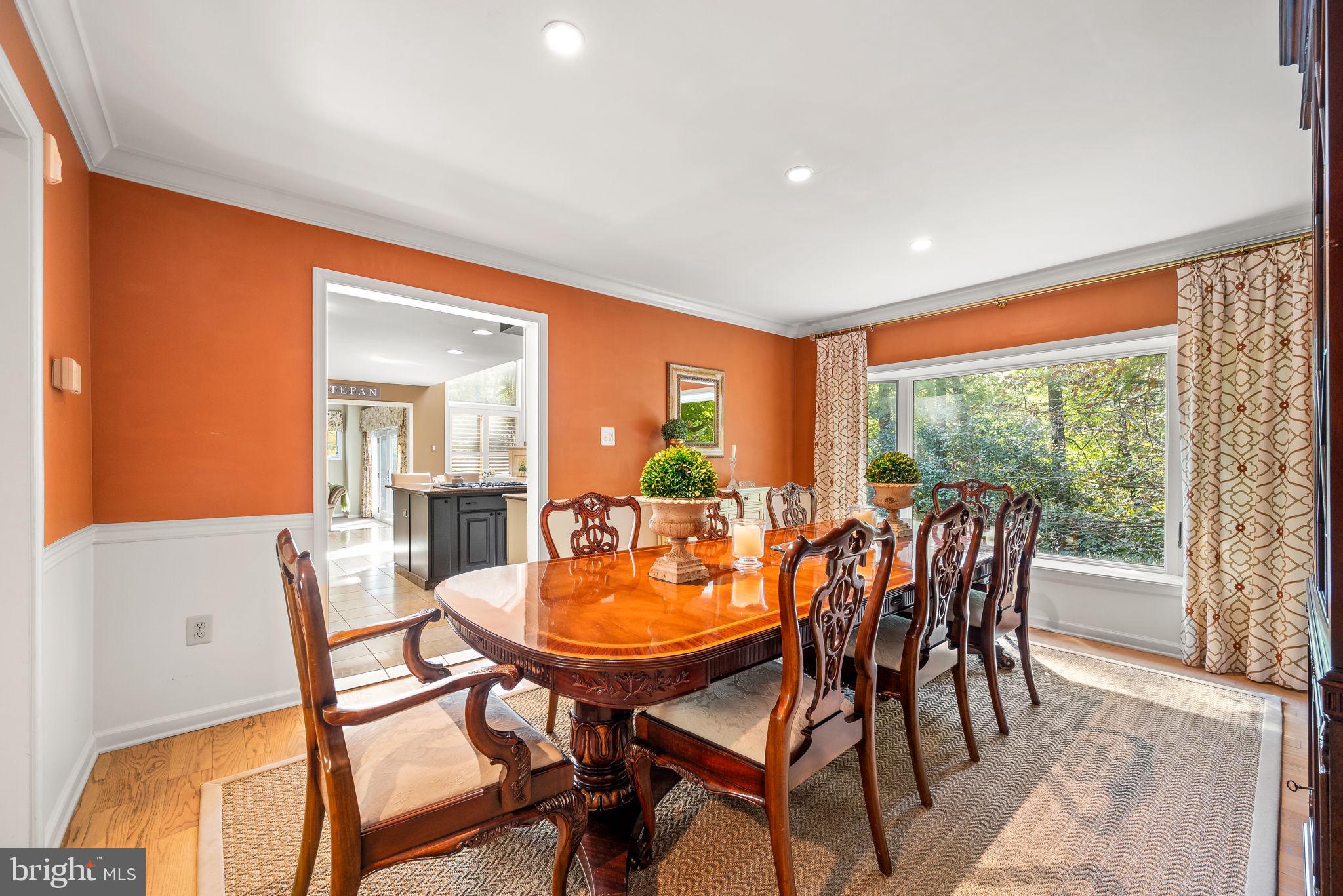 GLADWYNE - Residential