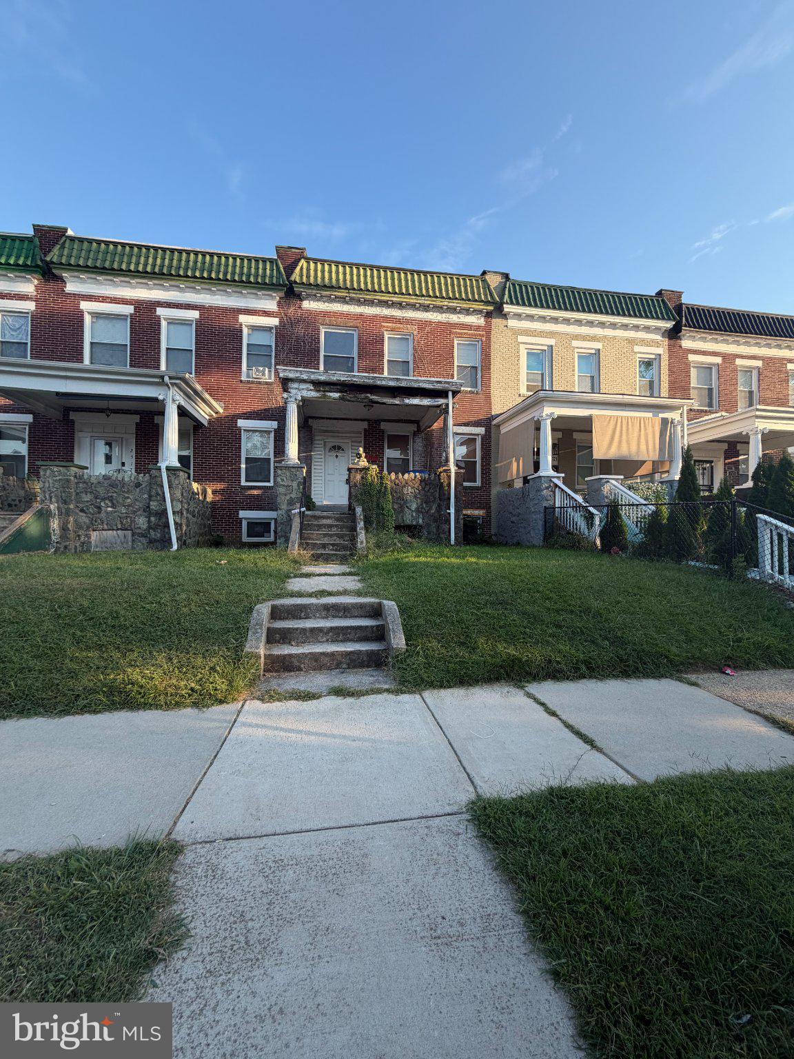 2519 LOYOLA SOUTHWAY
