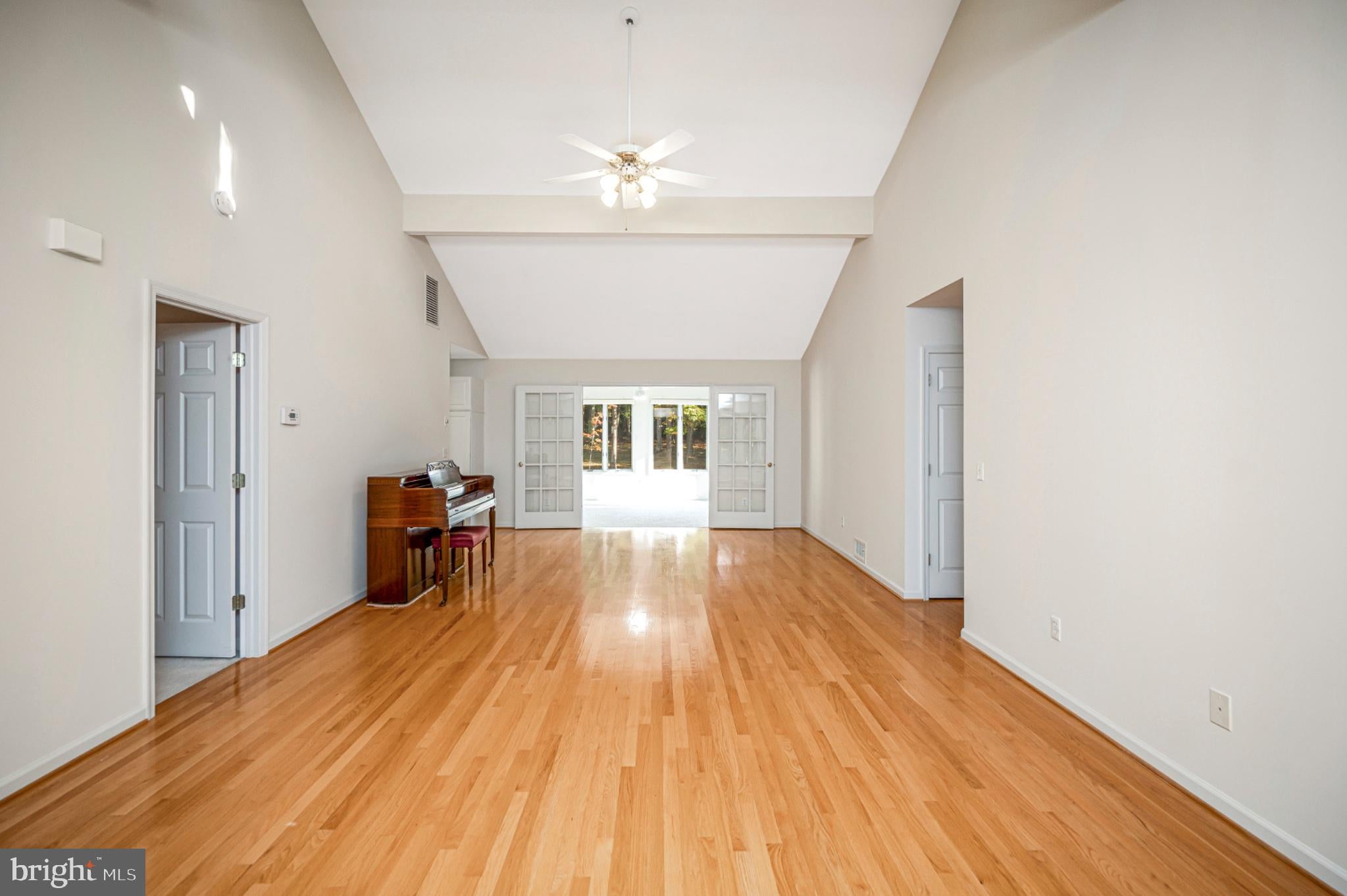 135 EDGEMONT CIRCLE