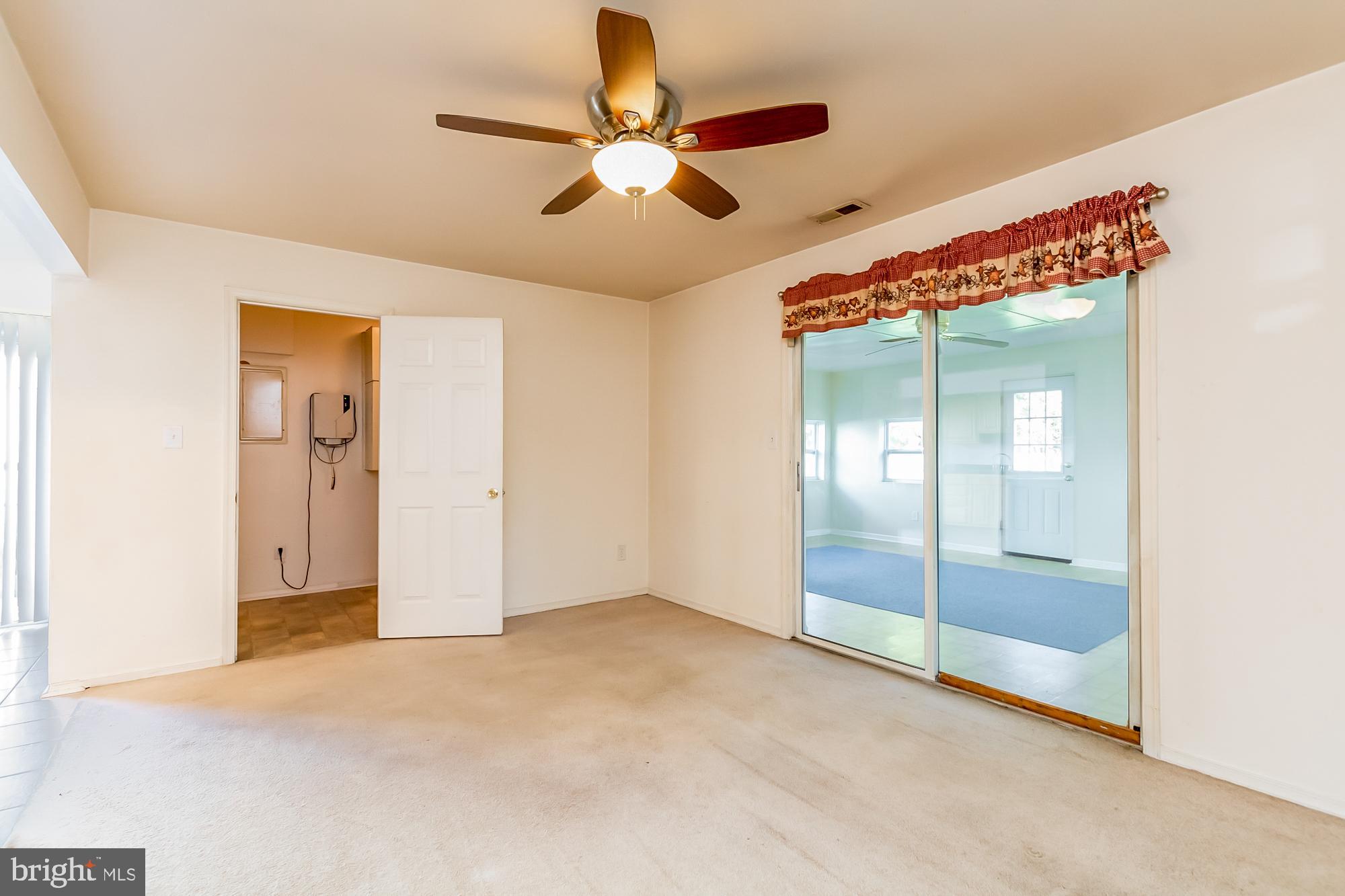 BRITTANY QUARTERS - Residential