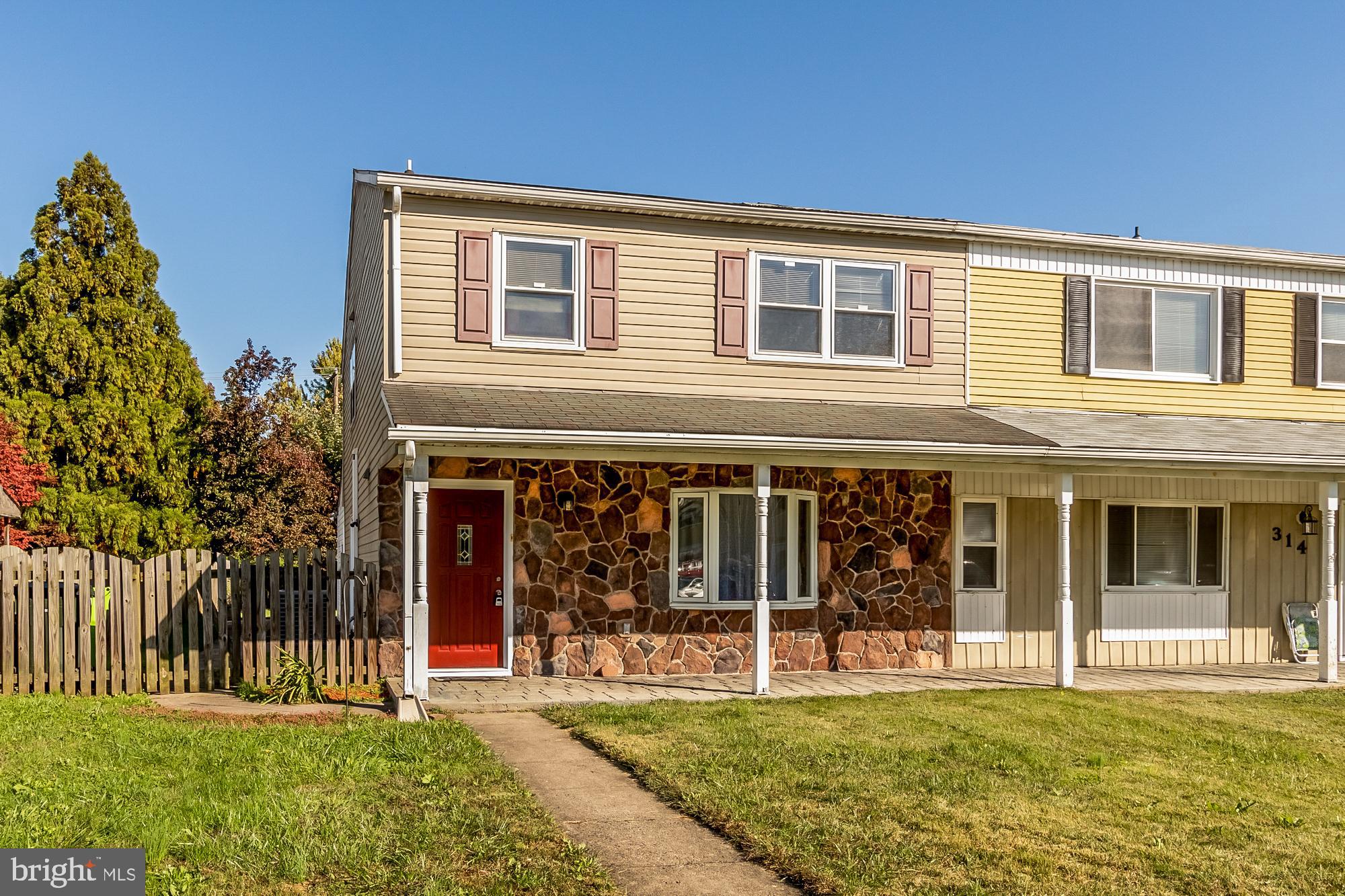 BRITTANY QUARTERS - Residential