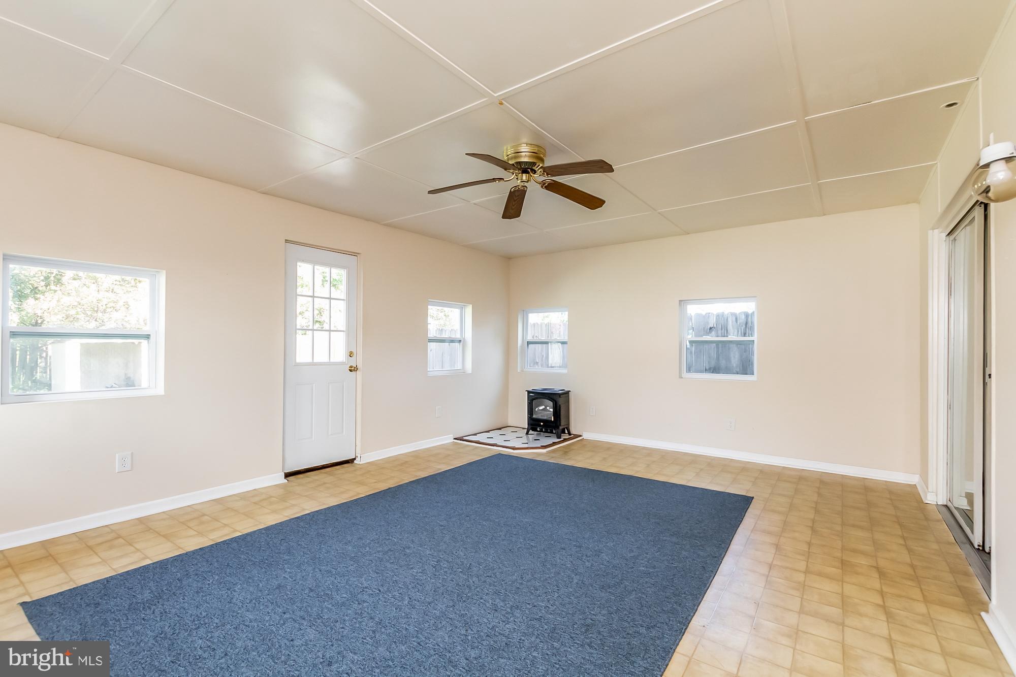 BRITTANY QUARTERS - Residential